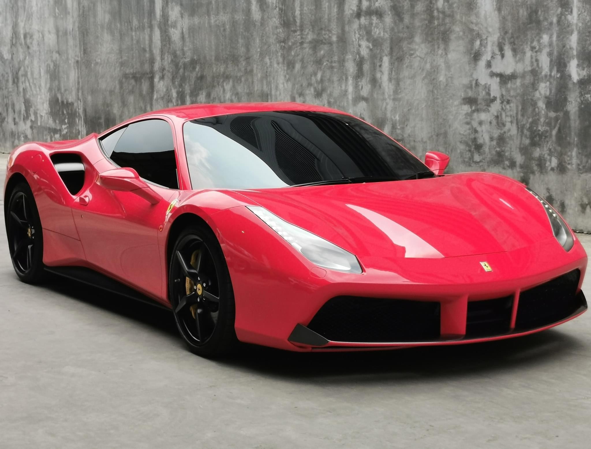 FERRARI 488 GTB 3.9 V8 600HP ปี 2017