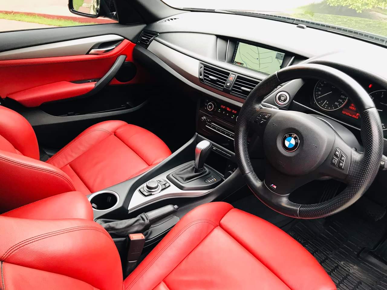 BMW X1 sDrive 1.8i M Sport LCI ปี 2015