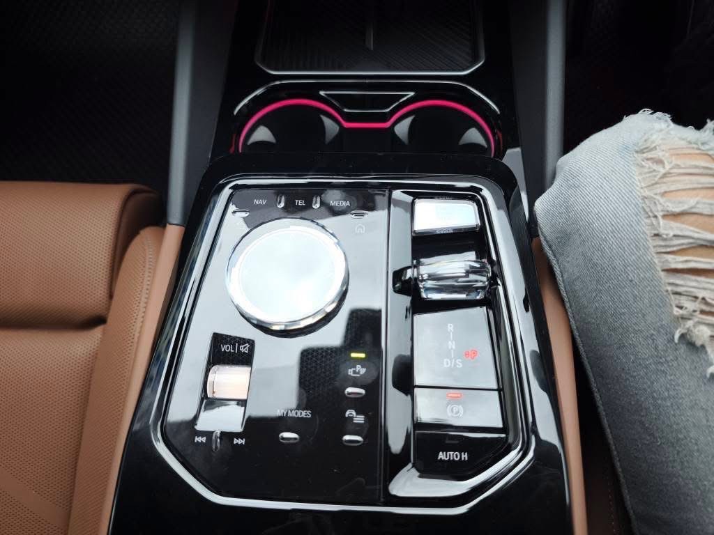 BMW 530e M SPORT PRO ปี 2025( ยังไม่จดทะเบียน )