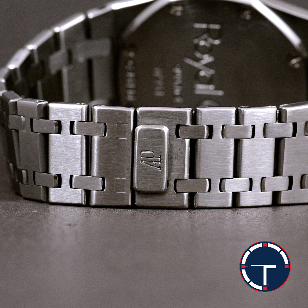 **ขายแล้ว** AP (Audemars Piguet) Royal Oak Ref.56175 Stainless Steel Quartz ขนาด 33 mm