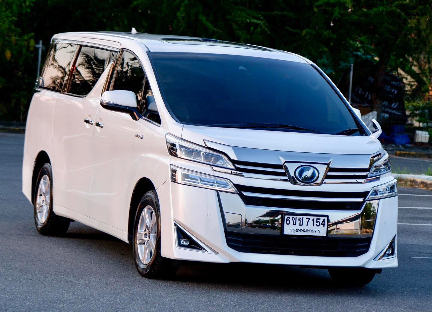 Toyota Vellfire Hybrid X 2.5L จดทะเบียนปี 2020