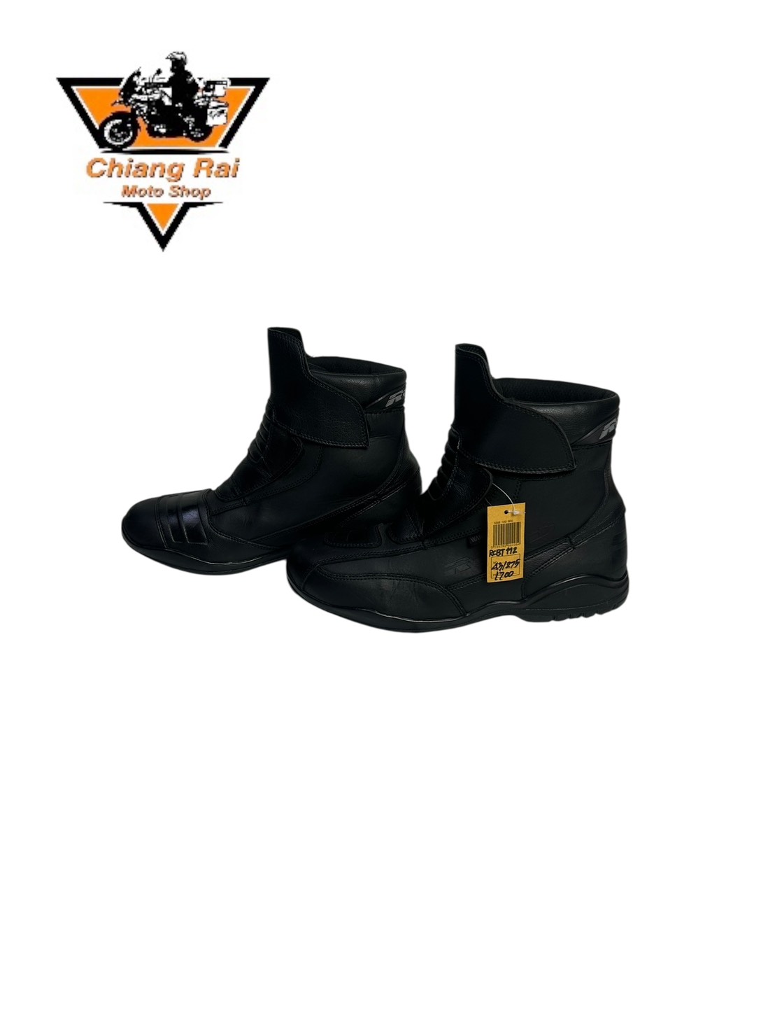 รองเท้าขี่มอเตอร์ไซด์( มือสอง) RCBT-112 Size ขนาดจากป้าย 43:EUR / 9:UK / 27.5:Cm.(ROAD)