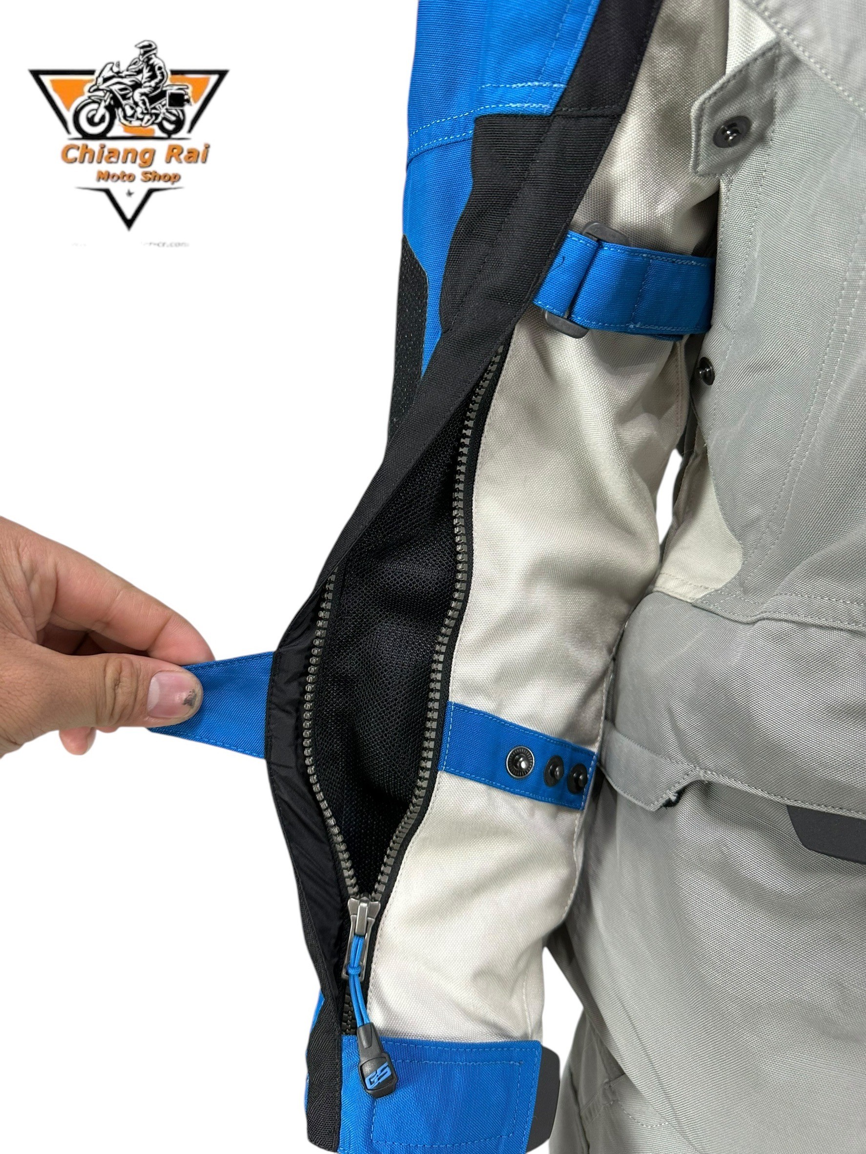 ชุดสำหรับขี่มอเตอร์ไซด์ ( มือสอง ) SET 020 ชุดทัวริ่ง เสื้อการ์ด + กางเกง ยี่ห้อ**BMW**