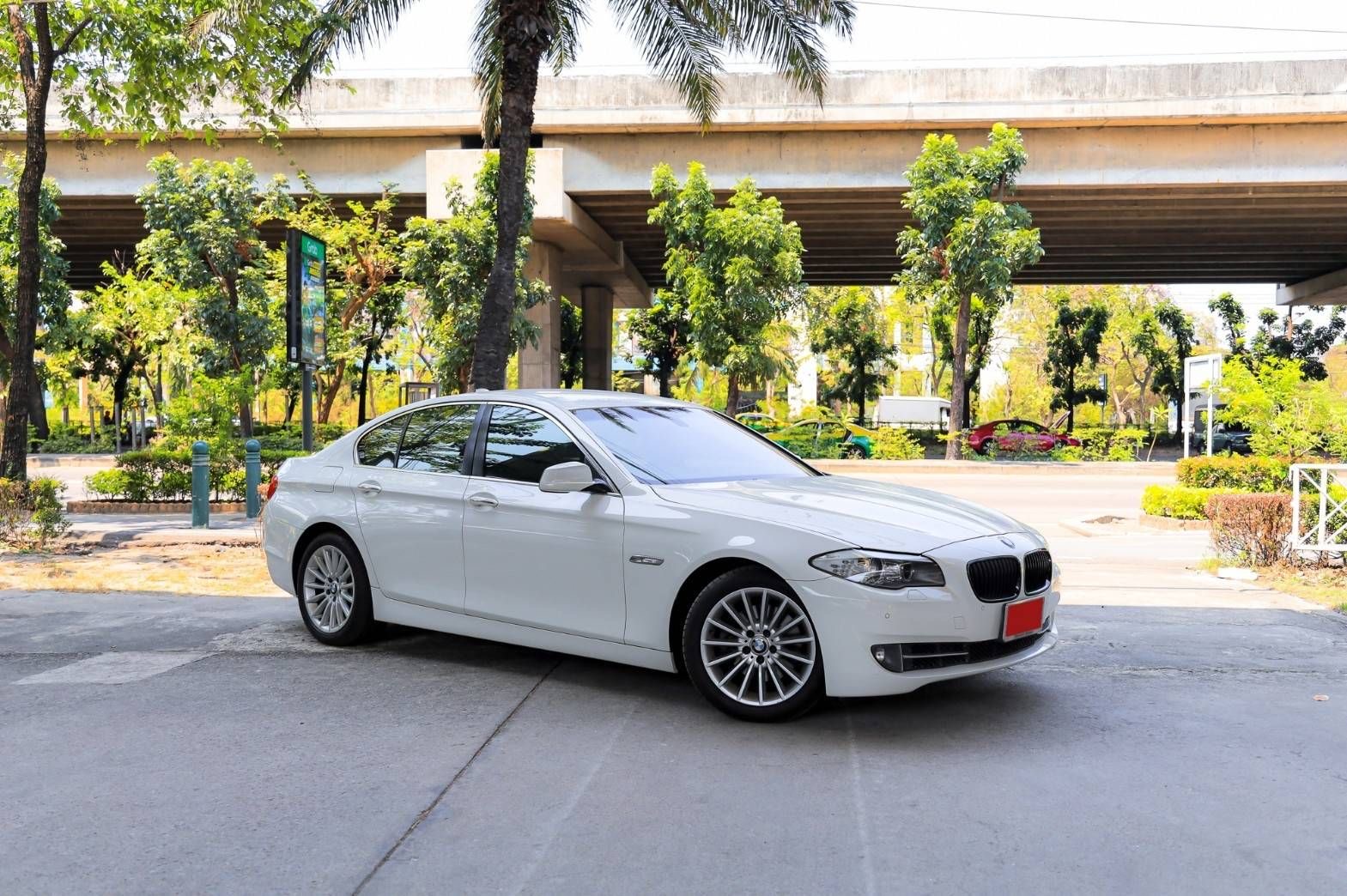 Bmw 528i Luxury ปี 2013
