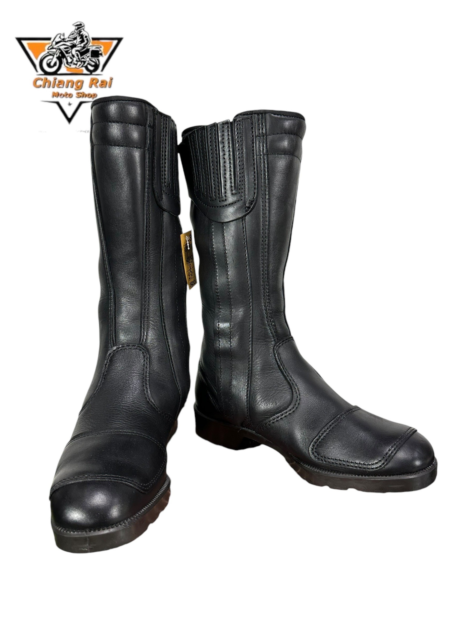 รองเท้าขี่มอเตอร์ไซด์( มือสอง) RCBS-819 Size ขนาดจากป้าย 42.5:EUR / 8:UK / 27:Cm.(ROSSI)