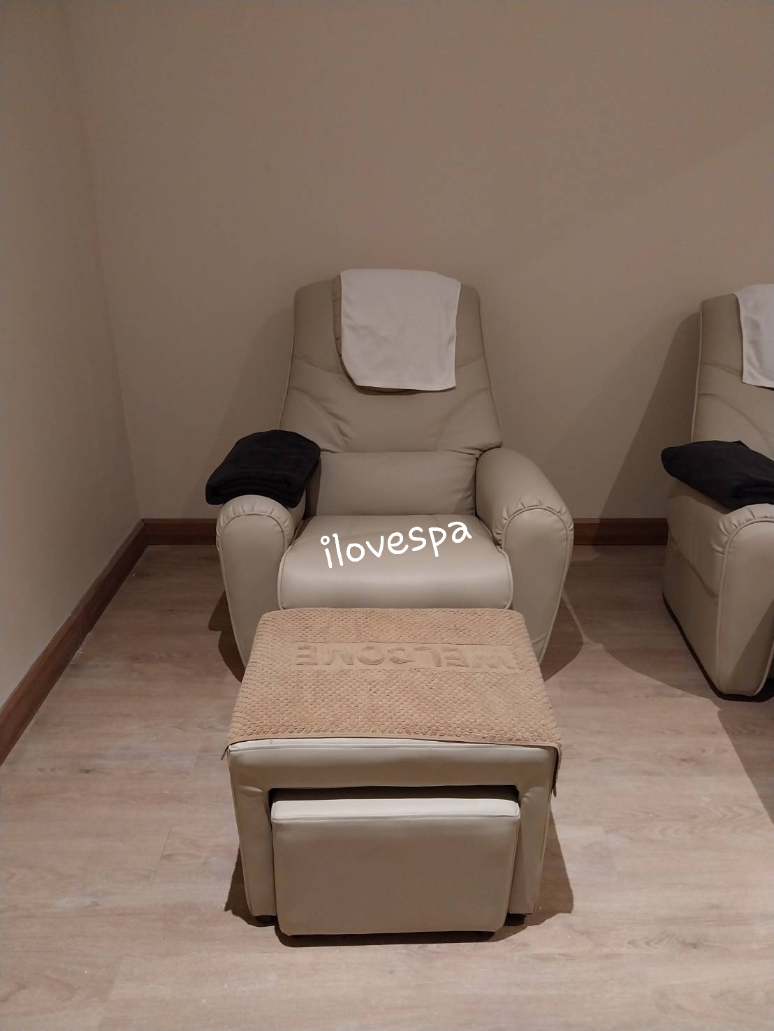 เก้าอี้นวดฝ่าเท้า รุ่น Comfort