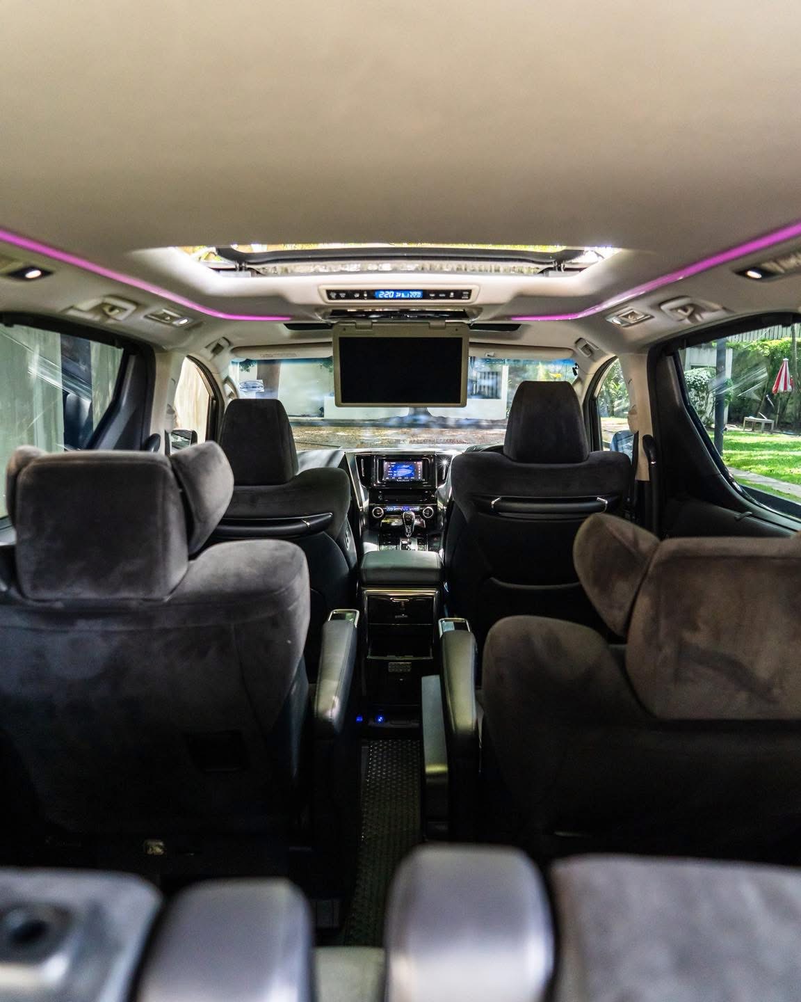 Toyota Alphard sc package ปี2017