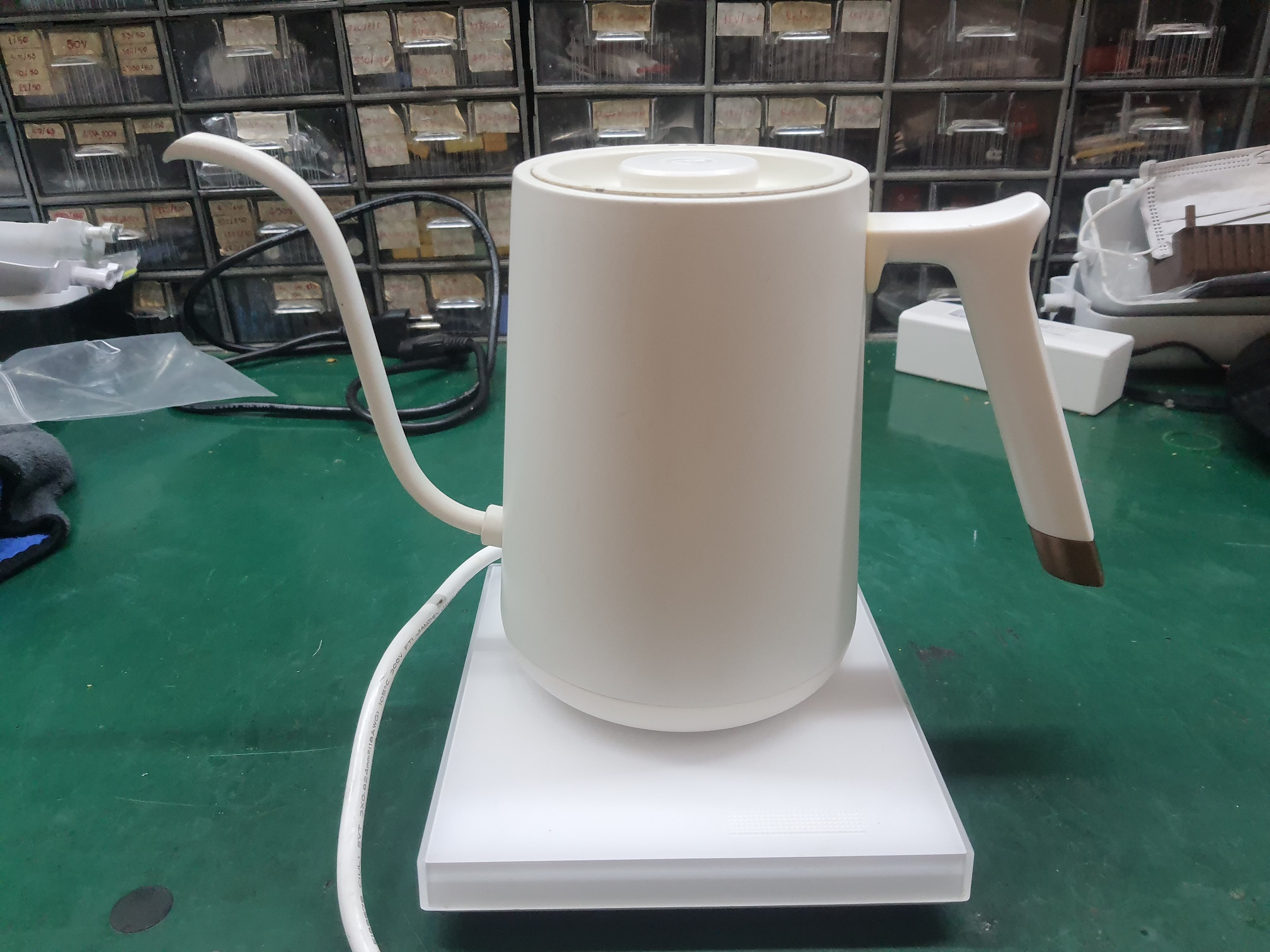 ซ่อมกาไฟฟ้าดริปกาแฟ ยี่ห้อ Timemore รุ่น F11W-1500 อาการเปิดไม่ติด