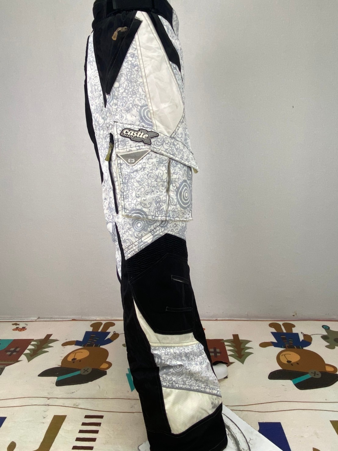 กางเกงขี่มอเตอร์ไซด์ ( มือสอง ) E&A 202: เอว 36" ยาว 33" ***Castje