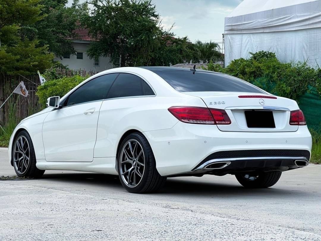 Mercedes-Benz E200 Coupe Facelift ปี 2013