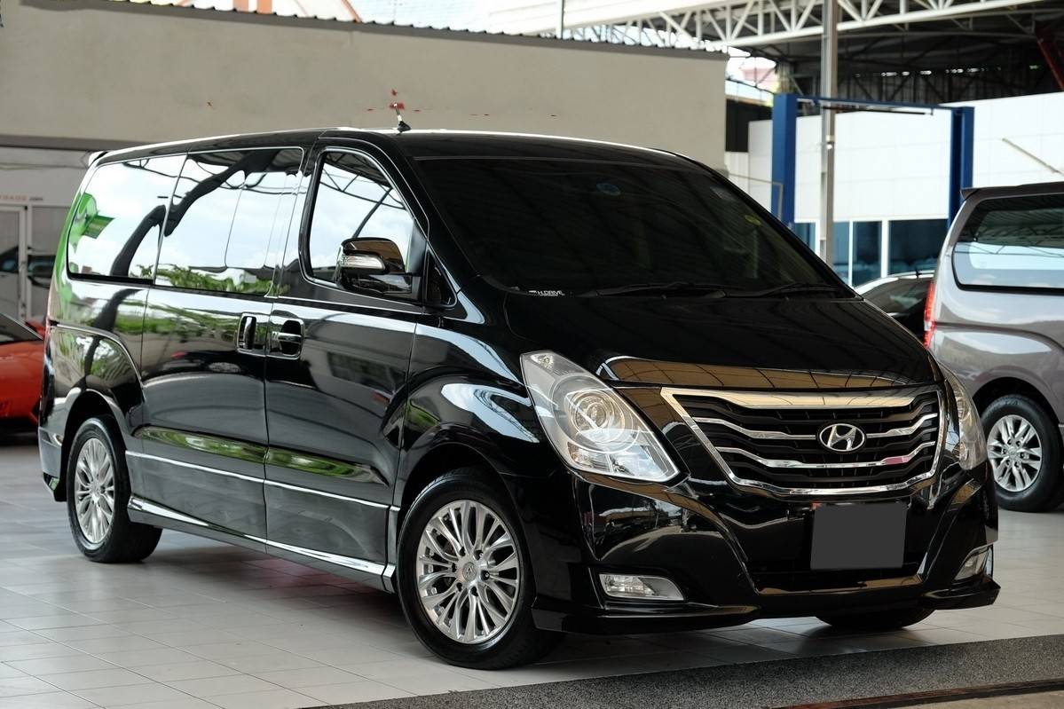 Hyundai H1 ปี 2015