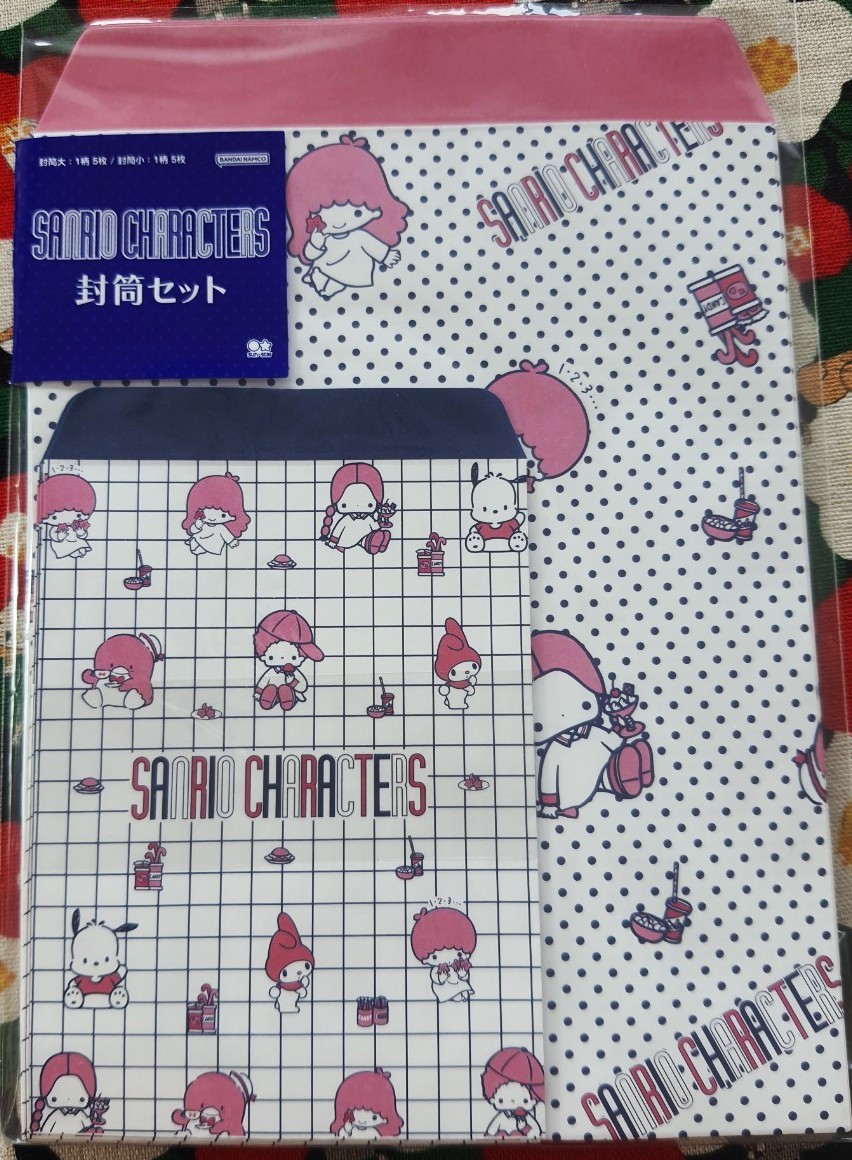 ซองจดหมาย ซองอั่งเปา Sanrio Characters รวมตัวละคร ซานริโอ้ ของแท้ 100 %จาก ช้อปซานริโอ้ ญี่ปุ่น Size : 13 x 17 cm 5 ซอง + 10.5 x 8 cm 5 ซอง รวม 10 ซอง