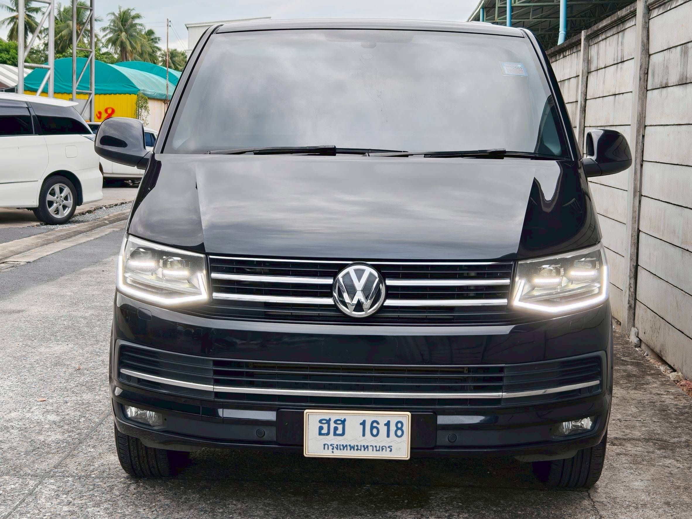 Volk Caravelle Comfortline ii T6 ปี 2018