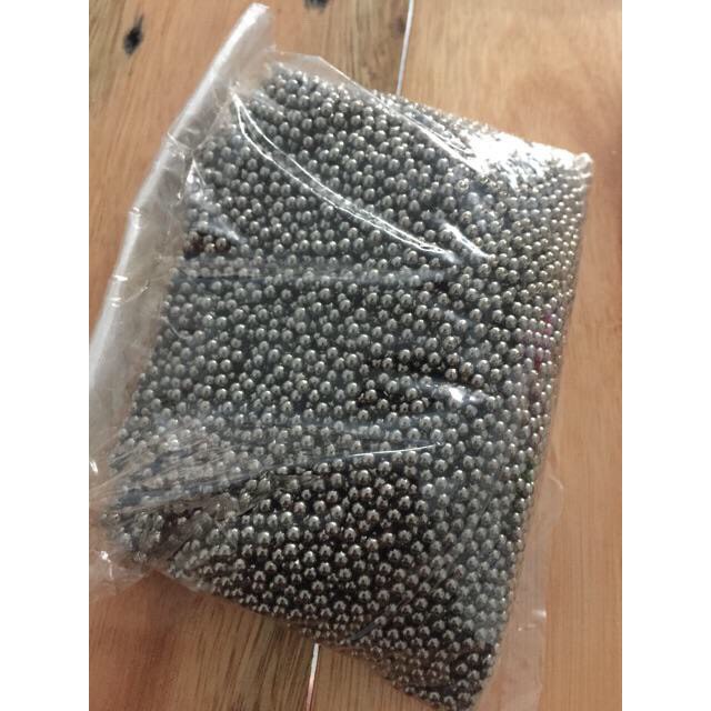 ลูกปืนร่อนงาน เม็ดกลม ลูกกลิ้งงานเครื่องร่อนถังใส บรรจุ1 กิโล