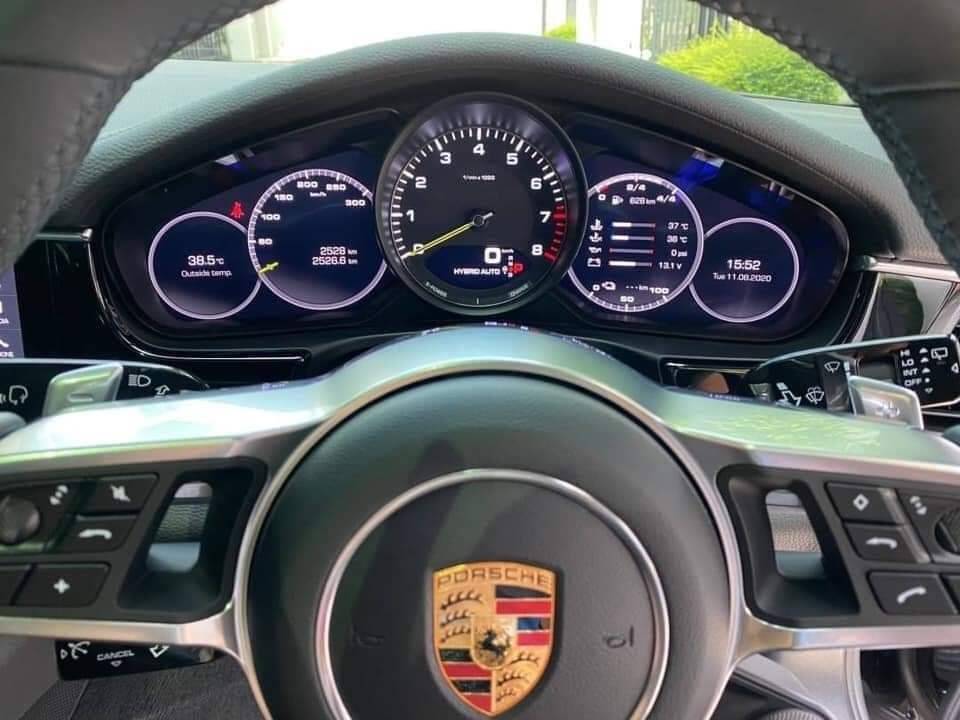Porsche Panamera 4E-Hybrid Executive ปี 2019 Jet Black