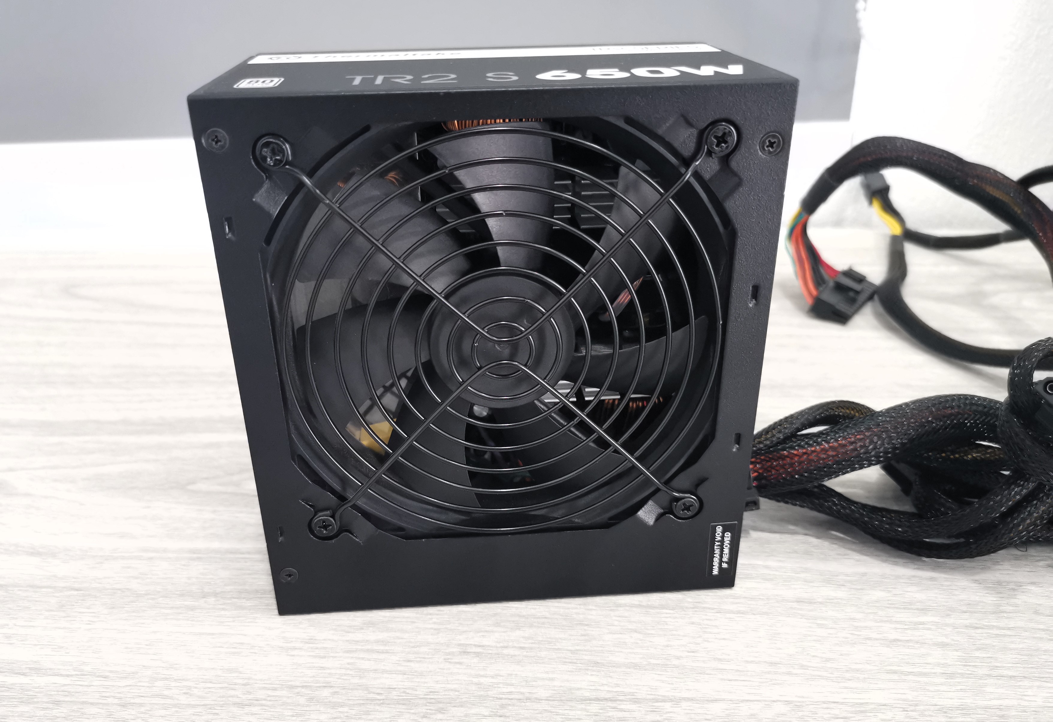 PSU Thermaltake TR2 S 650W (80+ WHITE)
