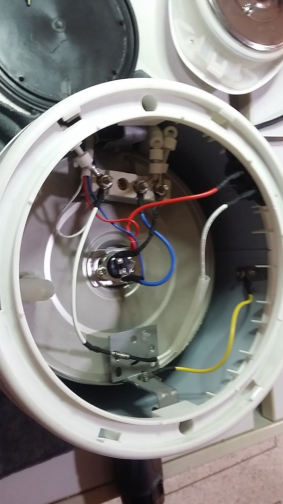 ซ่อมหม้อหุงข้าว ยี่ห้อ SHARP รุ่น 20 ลิตร อาการตัดไฟก่อนข้าวสุก