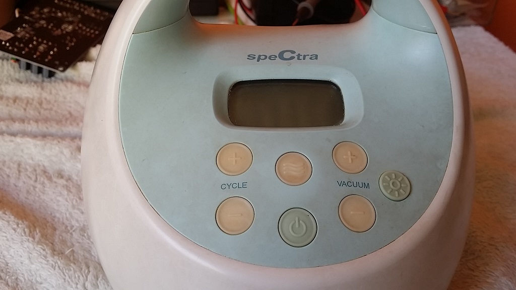 ซ่อมเครื่องปั๊มนมไฟฟ้า ยี่ห้อ SPECTRA รุ่น SPECTRA-S1 อาการเปิดไม่ติด