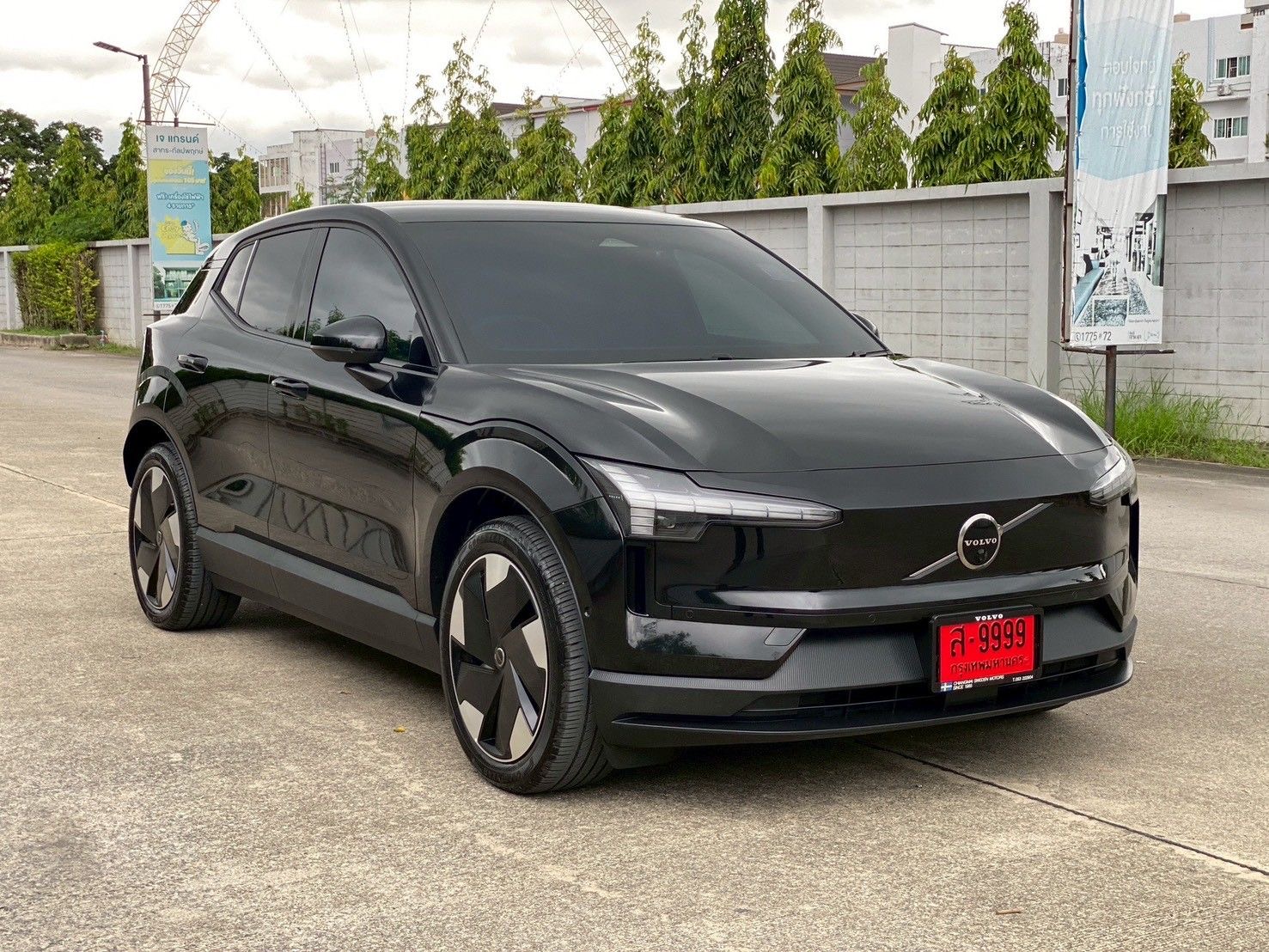 Volvo EX30 Ultra Twin Motor Performance ปี 2024