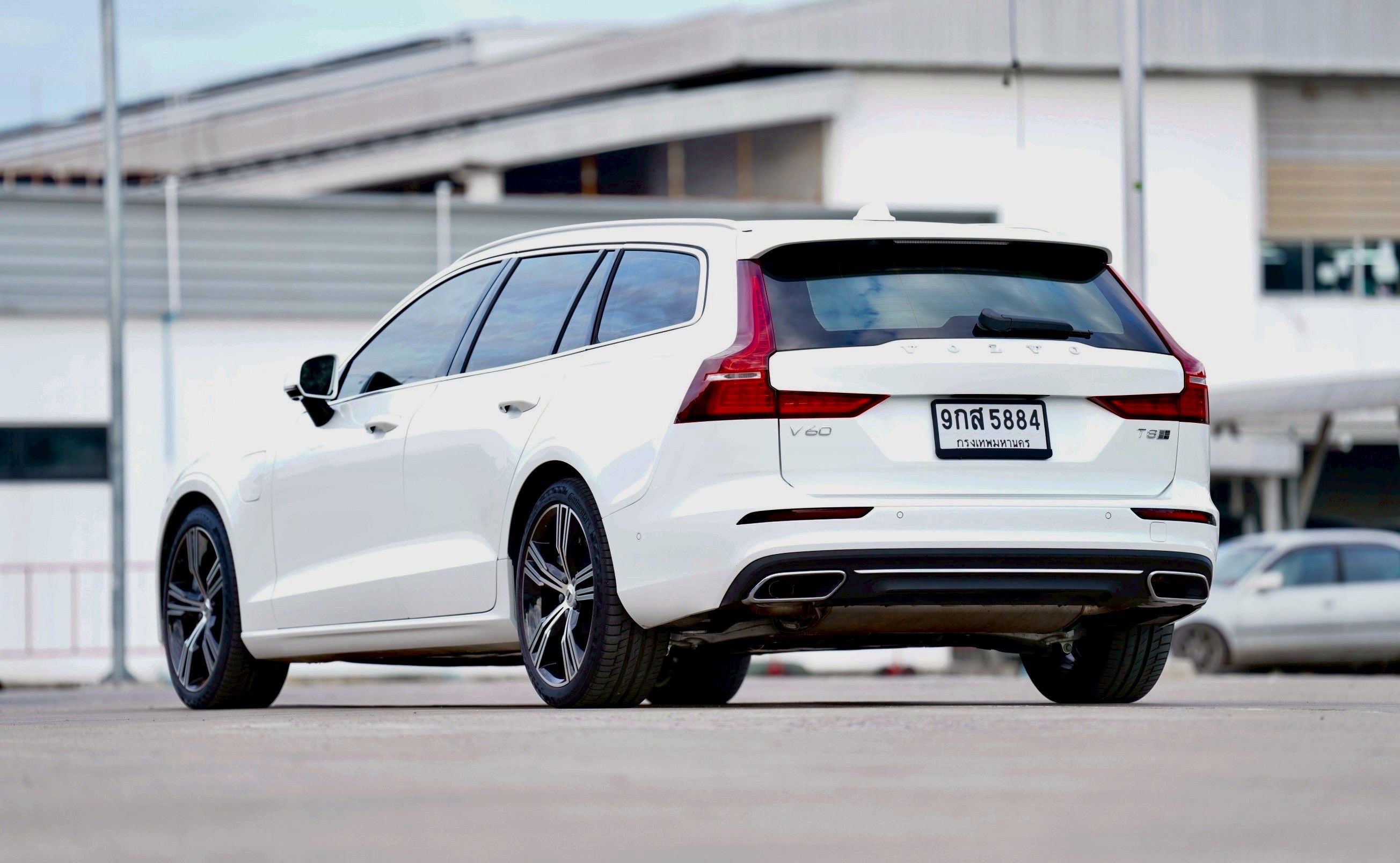 VOLVO V60 2.0 T8 Inscription ปี 2020