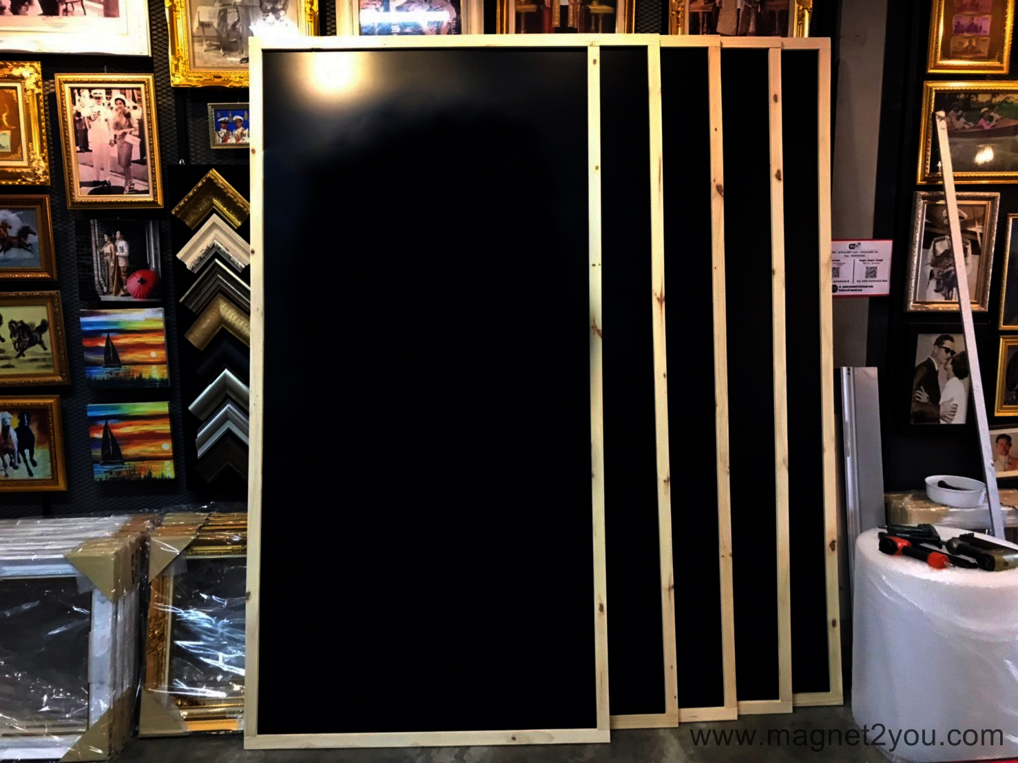 กระดานดำแม่เหล็ก 120x240 ติดผนัง (โครง 10 MM)กรอบไม้สนเลือกสีได้