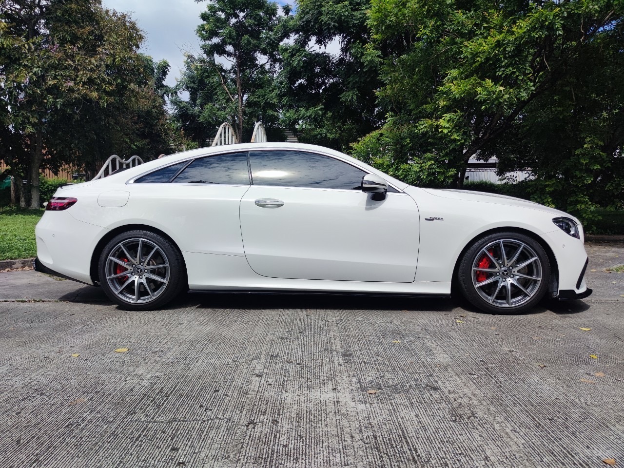 Mercedes-Benz E-Class E200 Coupe AMG (Facelift) ปี 2022
