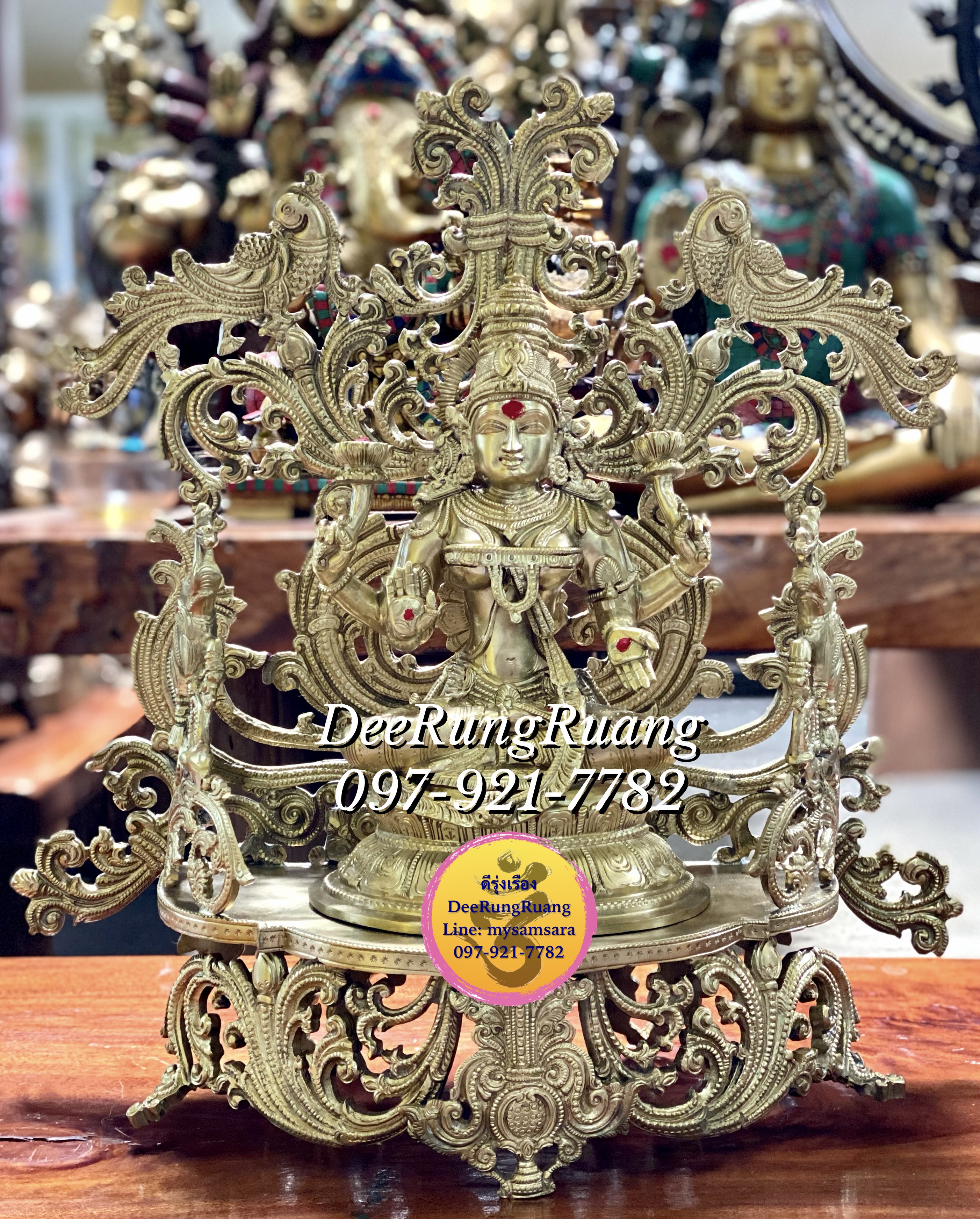 พระแม่ลักษมี ประทับบัลลังก์แกะลาย ***South India Statue***