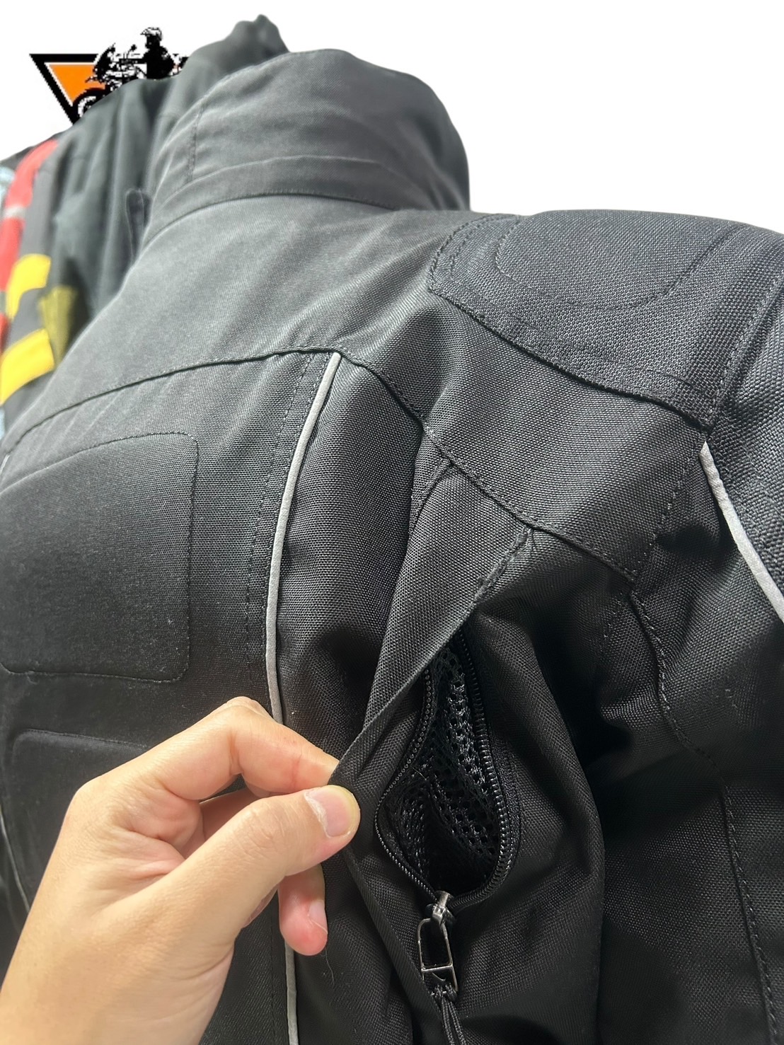 ชุดสำหรับขี่มอเตอร์ไซด์ (มือสอง) SET 030 ชุดทัวริ่ง เสื้อการ์ด + กางเกง ยี่ห้อ***Experience***