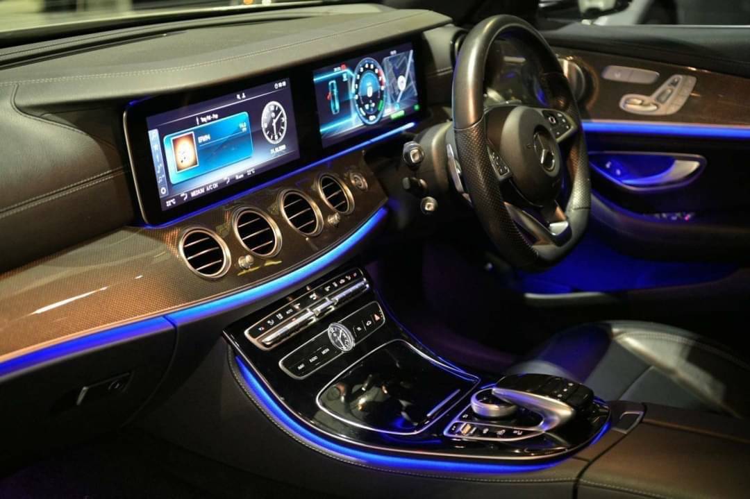 Mercedes-Benz E350e AMG ปี 2018