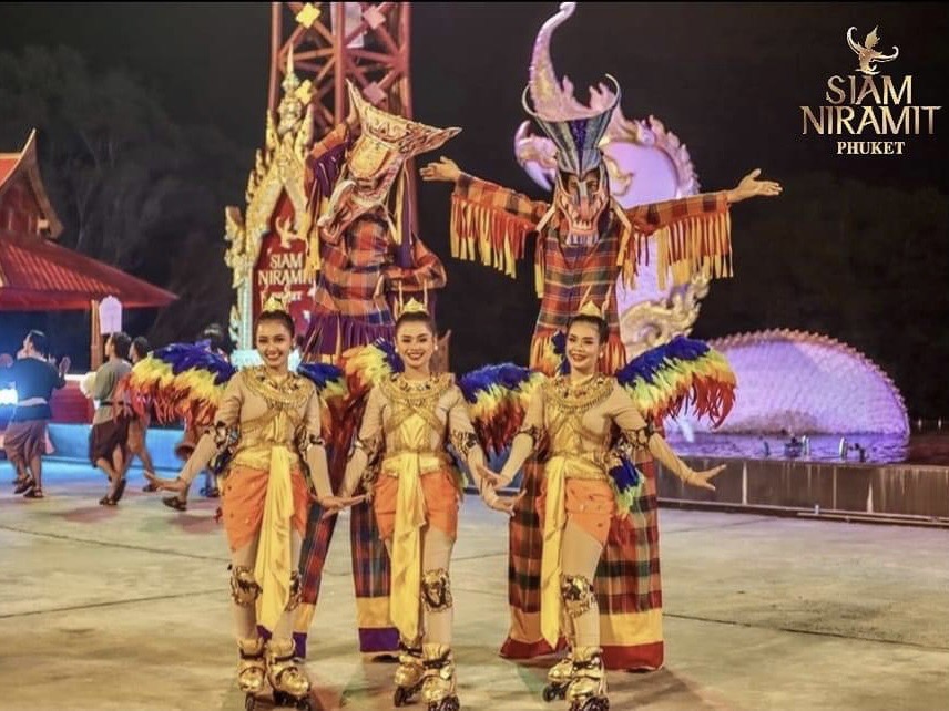 Siamniramit SILVER Seat Show + Dinner