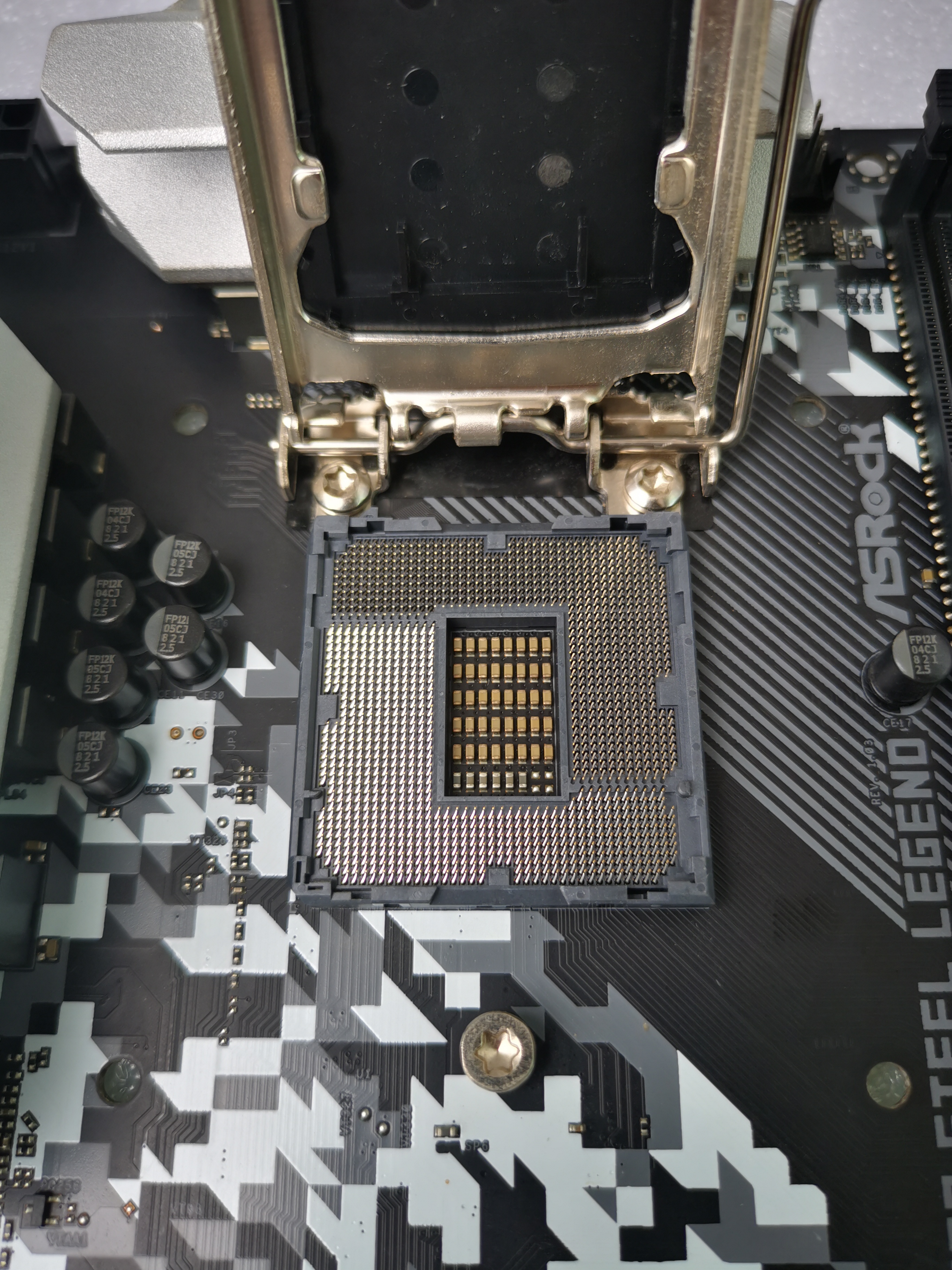 ASROCK B460 STEEL LEGEND