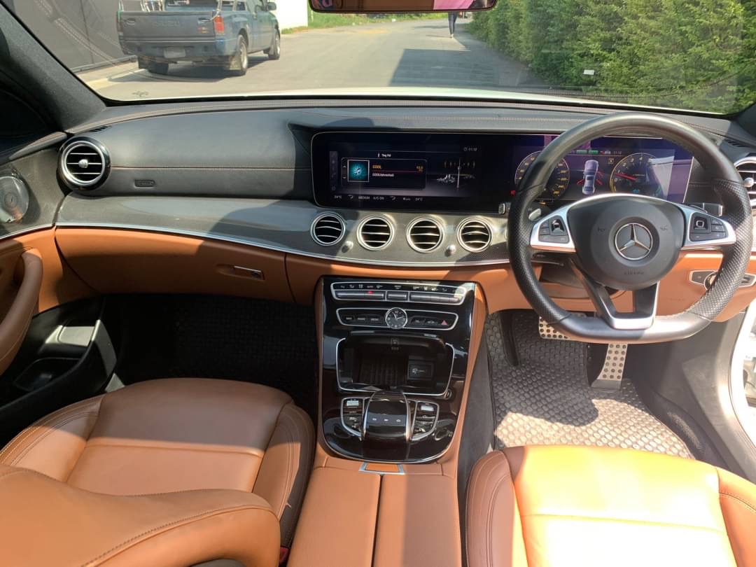 Mercedes Benz E350e AMG ปี 2018