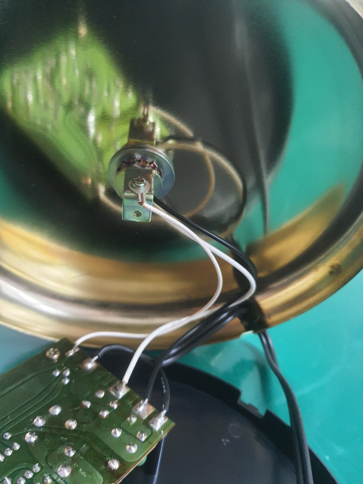 ซ่อมโคมไฟ Touch Sensor Light With Dimmer อาการเปิดไม่ติด