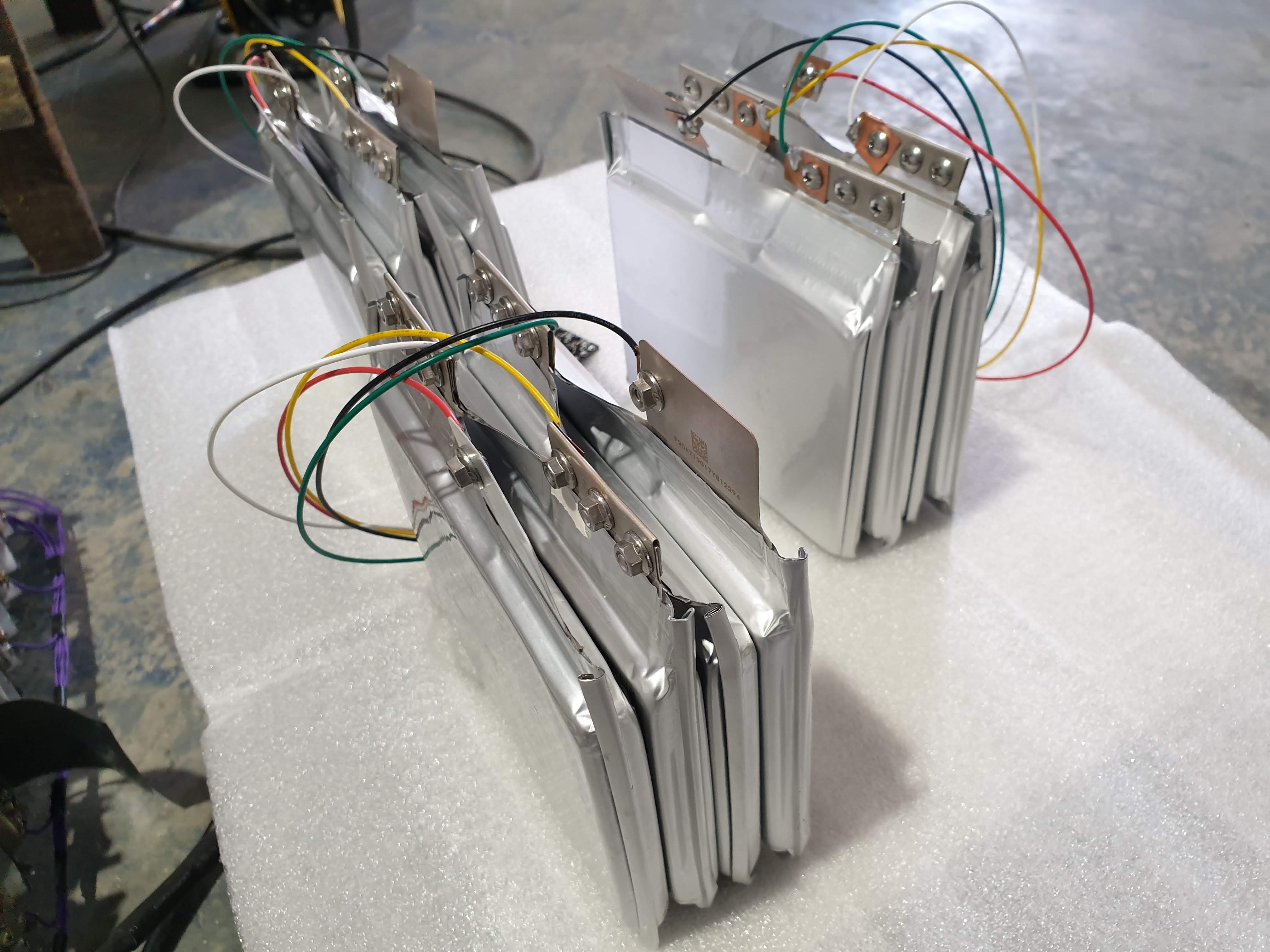 A123 Ultraphosephase 20Ah ตัวแรง เอาลงห้องเครื่องแทนแบตรถยนต์ได้เลย ประกอบ 12v 24v ได้หมด