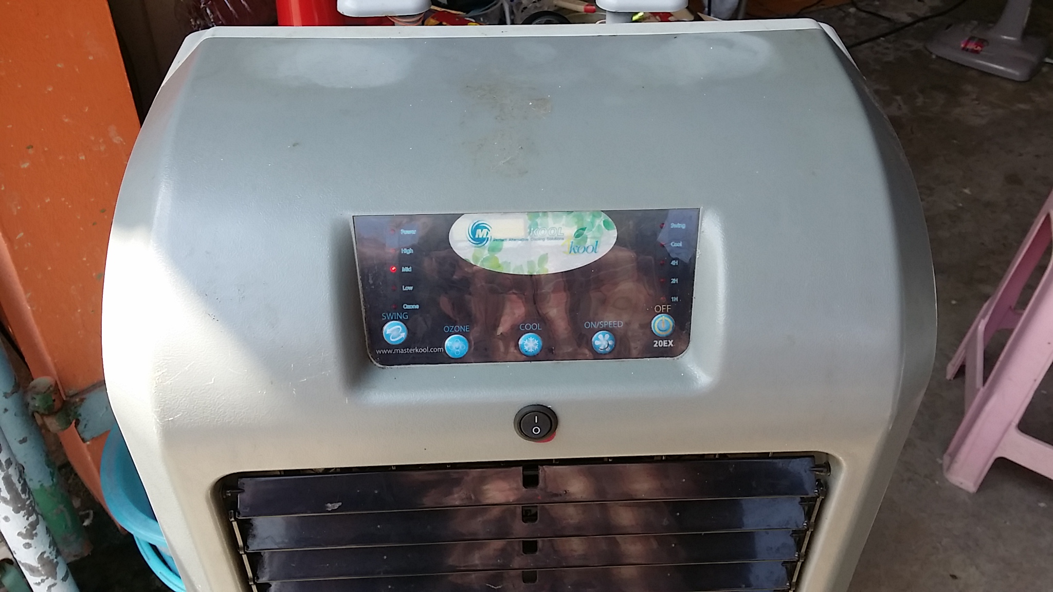 ซ่อมพัดลมไอเย็น ยี่ห้อ Masterkool รุ่น MIK-20EX อาการเครื่องไม่ทำงาน