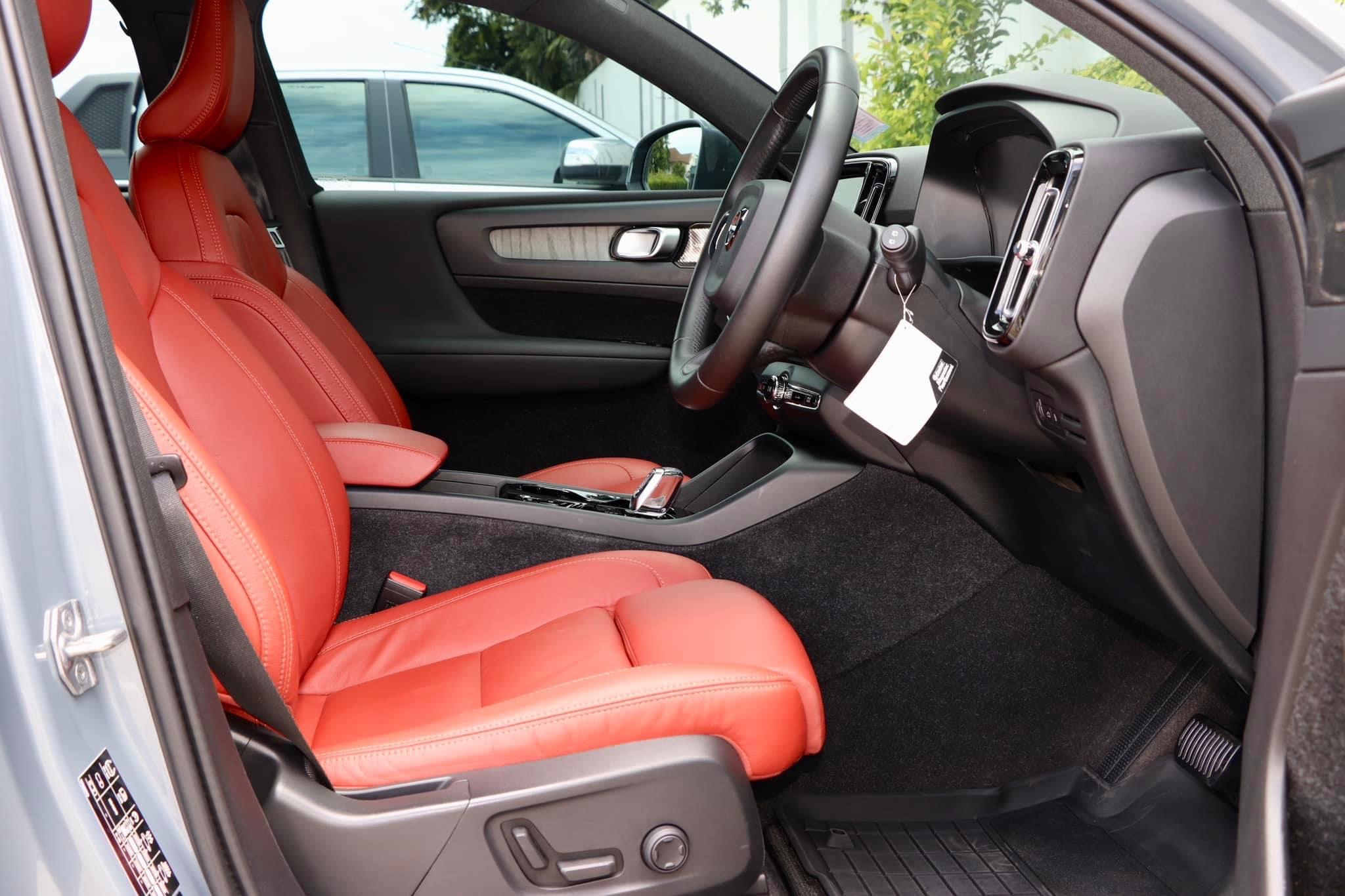 VOLVO XC40 2.0T5 Inscription ปี2021