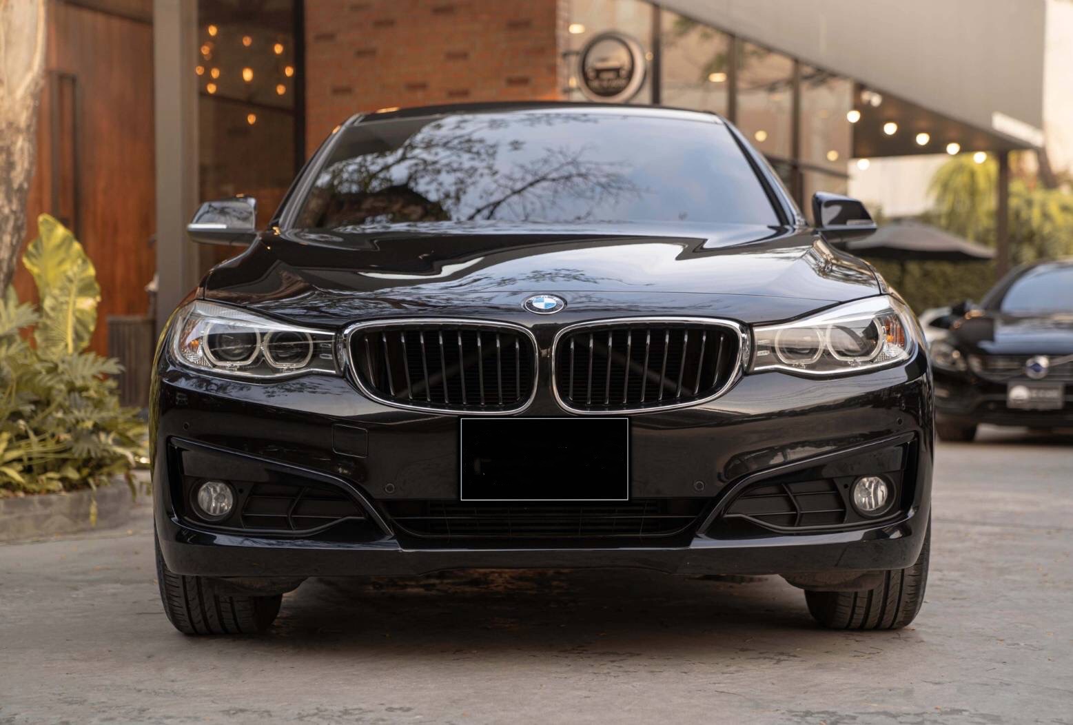BMW 320D GT Sport Line สีดำ ปี 2015 (Gran Tusimo)