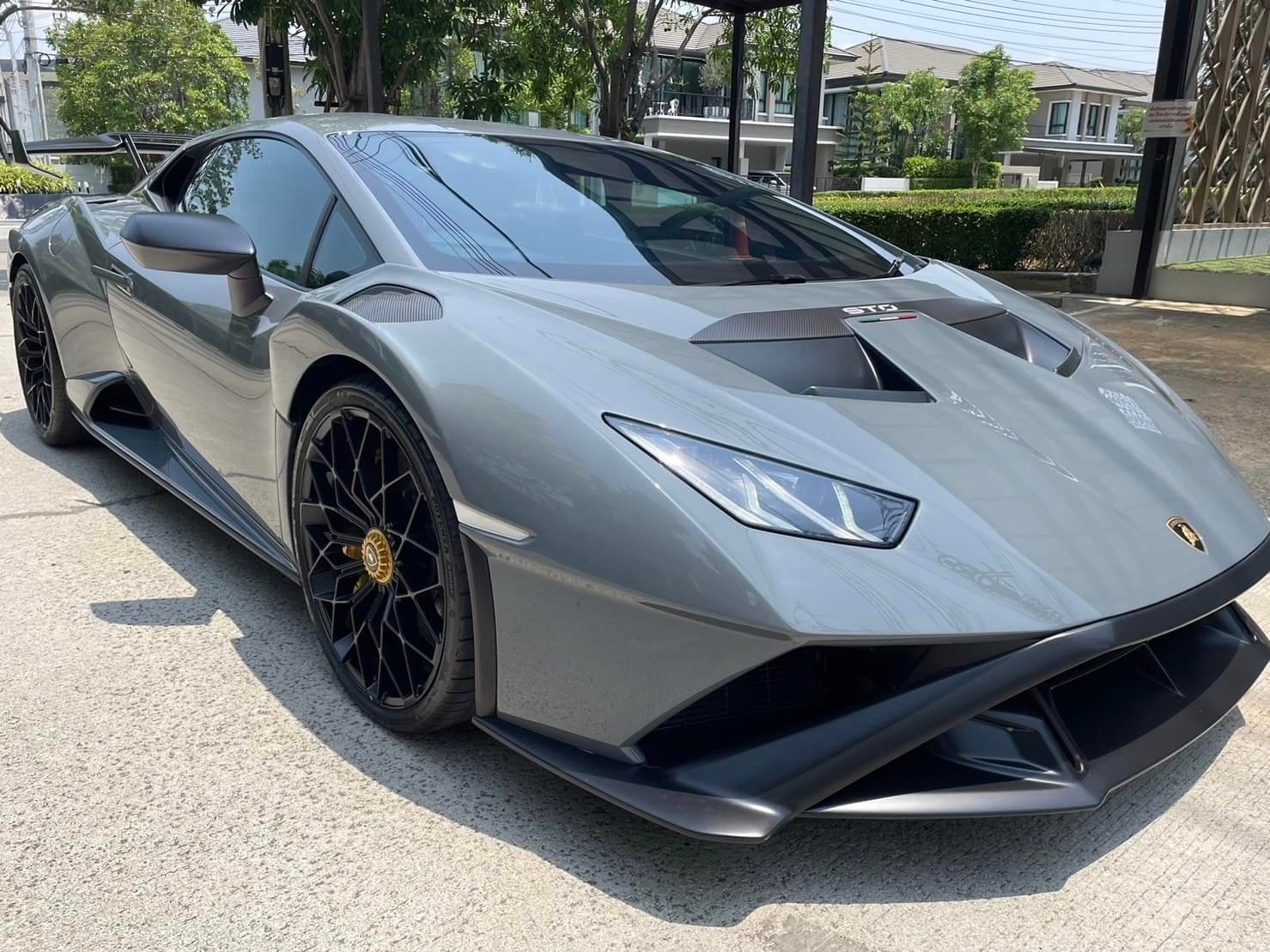 Lamborghini Huracan STO ปี 2022