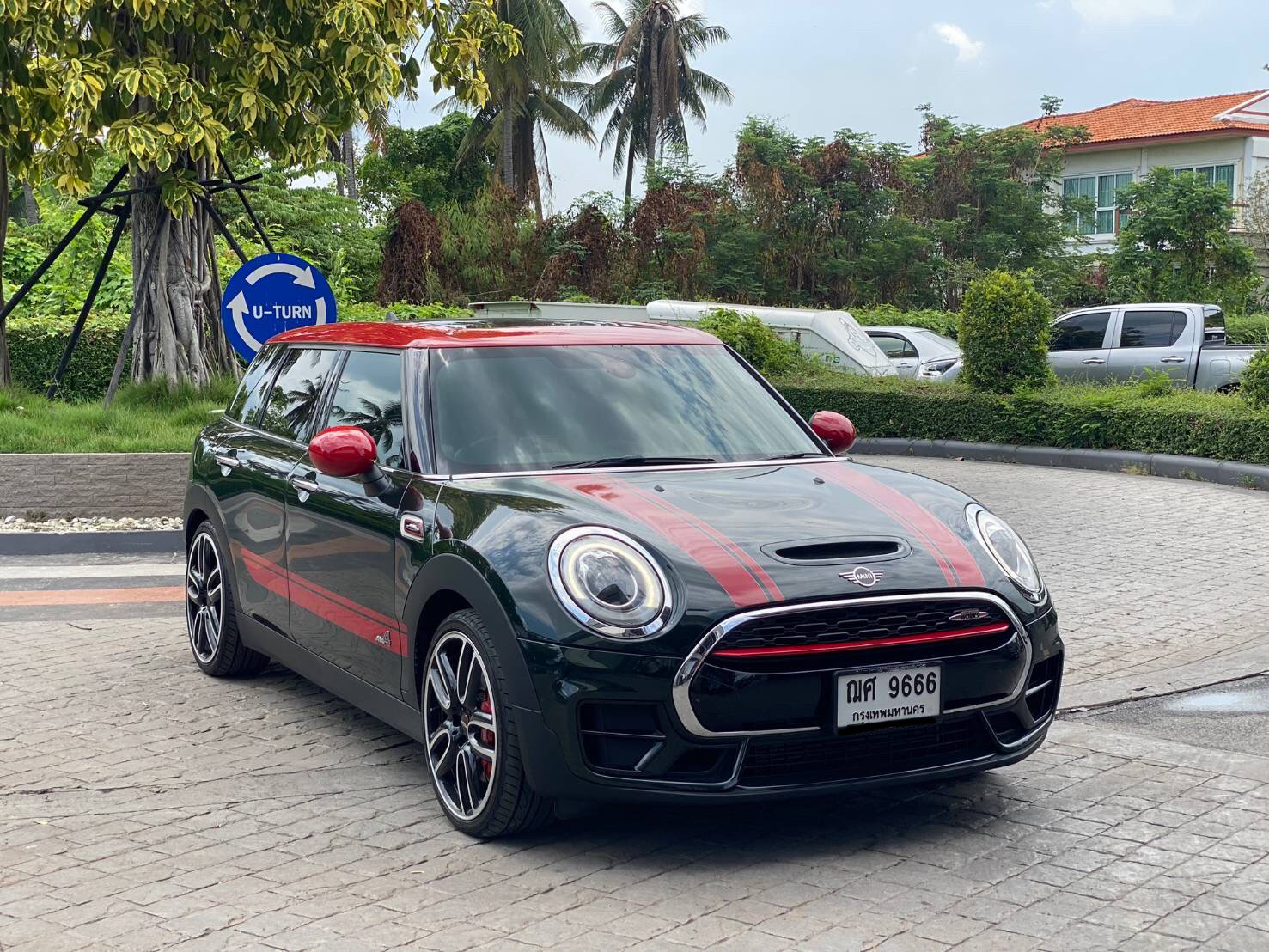 Mini Cooper Clubman F54 John cooper works all4 clubman 4WD Hatchback สีเขียว-แดง ปี 2018