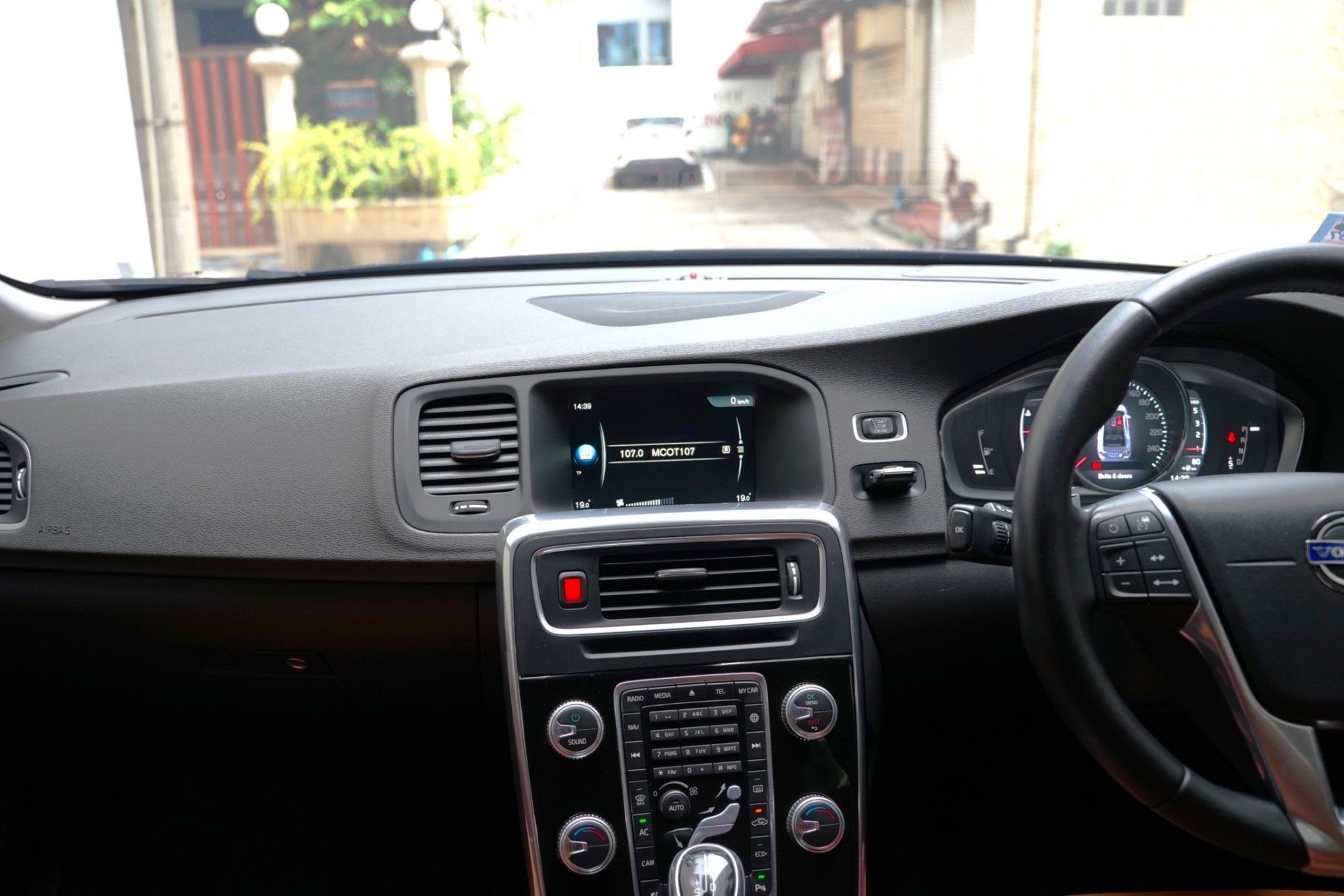 Volvo S60 D4 ปี 2018