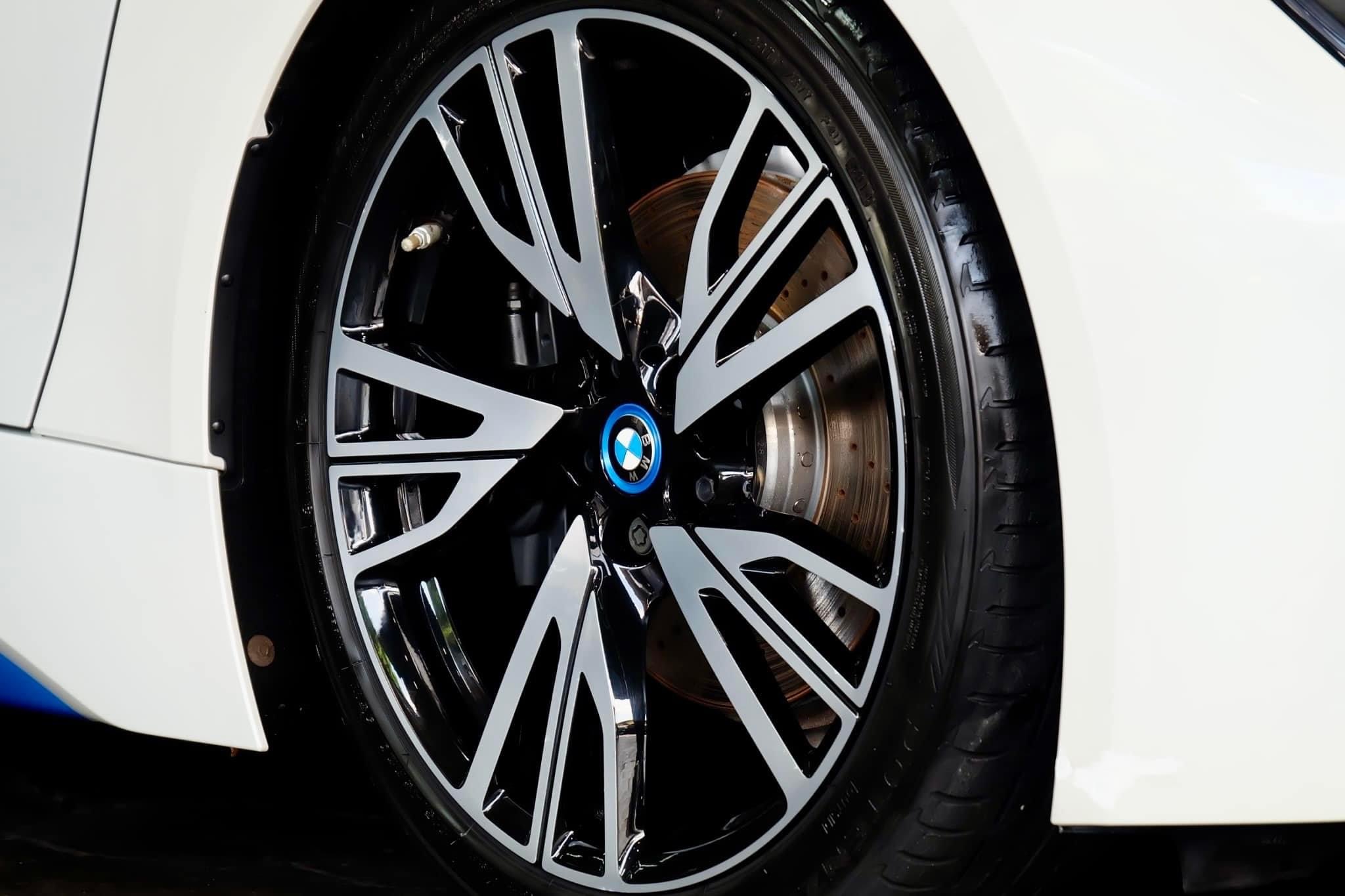 Bmw i8 Coupe Pure Impulse ปี 2015