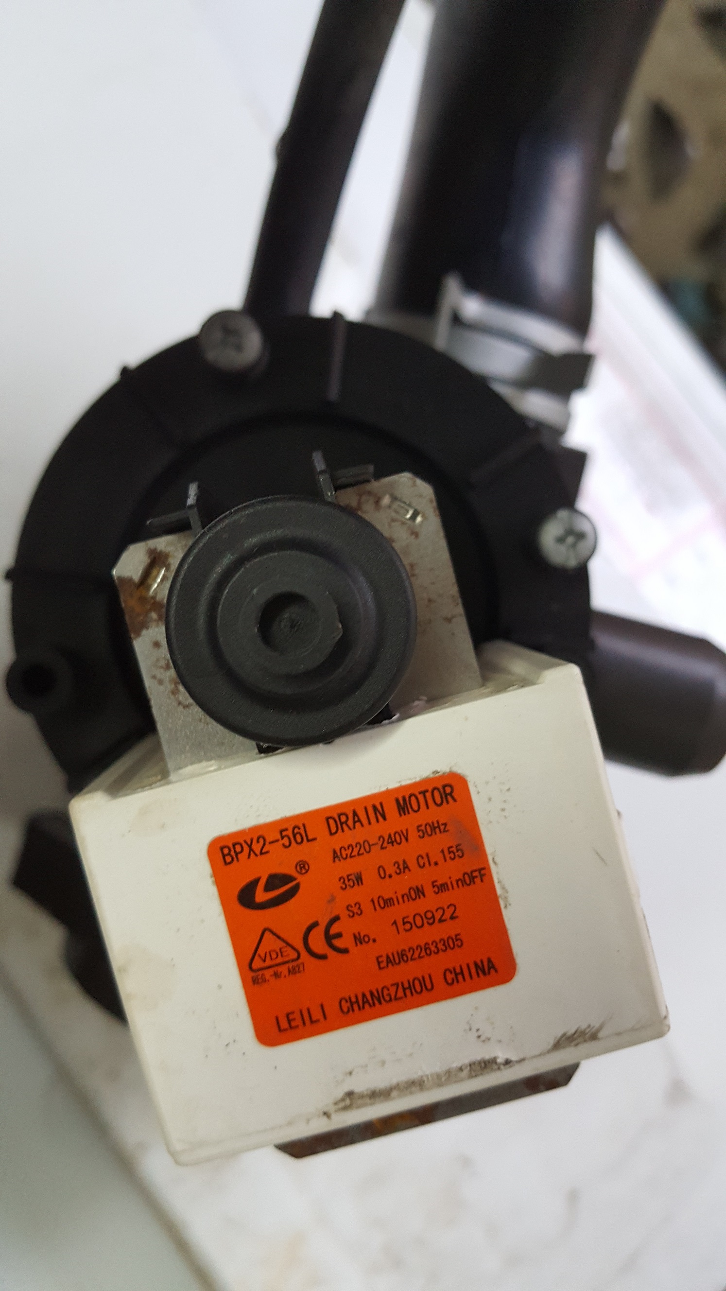 ซ่อมเครื่องซักผ้า ยี่ห้อ LG รุ่น F1409NPRW อาการซักผ้าได้แต่ไม่ปล่อยน้ำทิ้ง