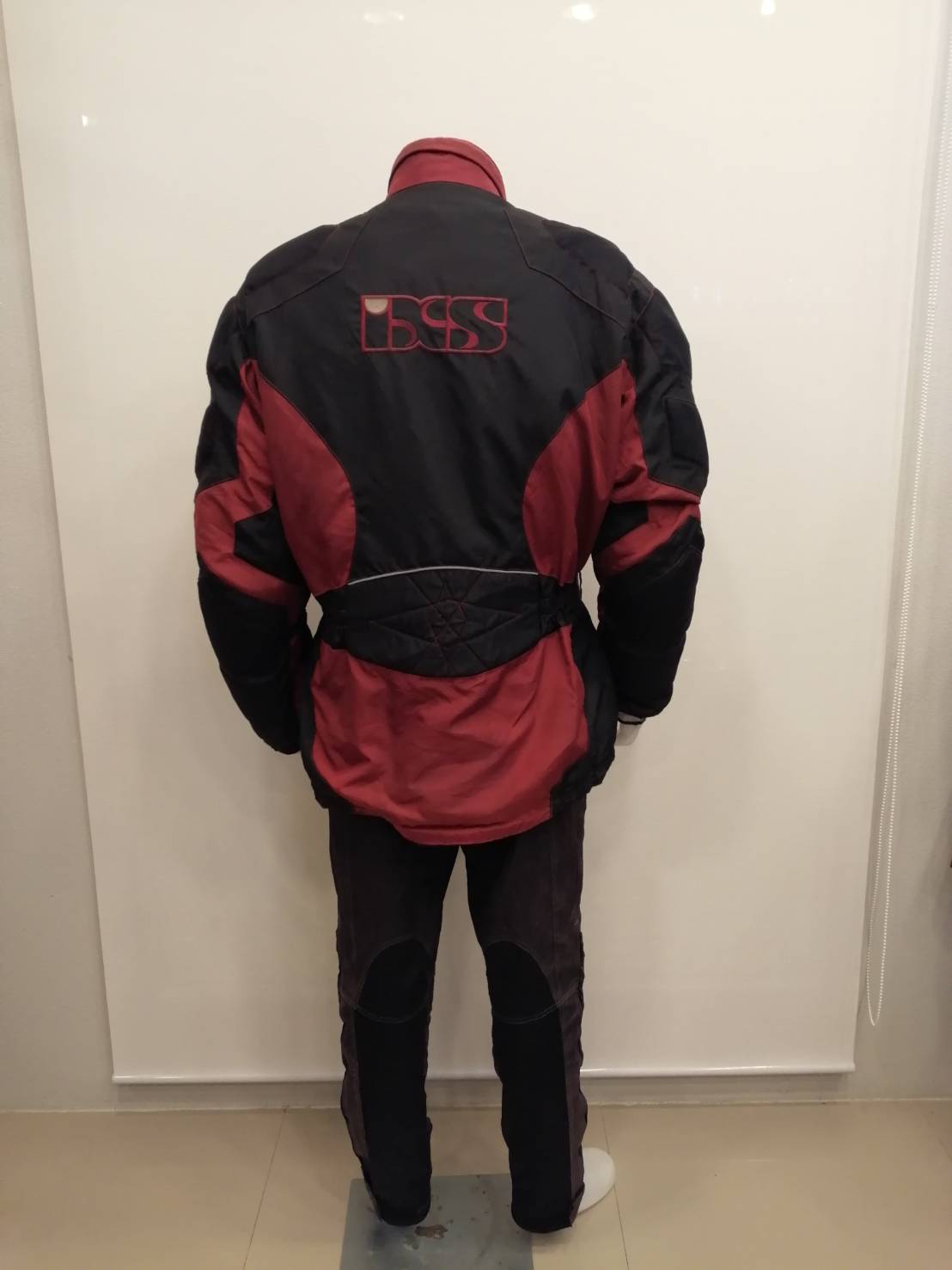 เสื้อขี่มอเตอร์ไซด์( มือสอง) RCT 208 ขนาด : อก 54" ยาว 31" **ยี่ห้อ IXS**