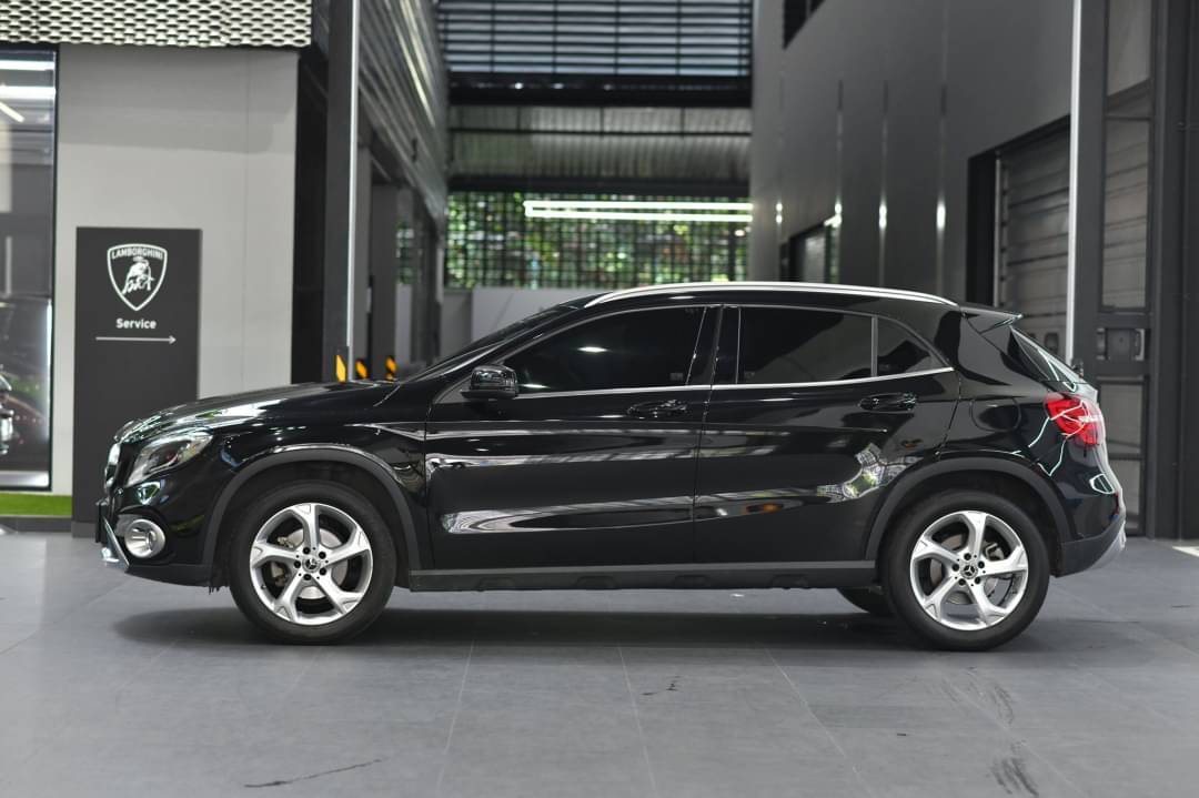 Mercedes Benz GLA 200 ปี 2019