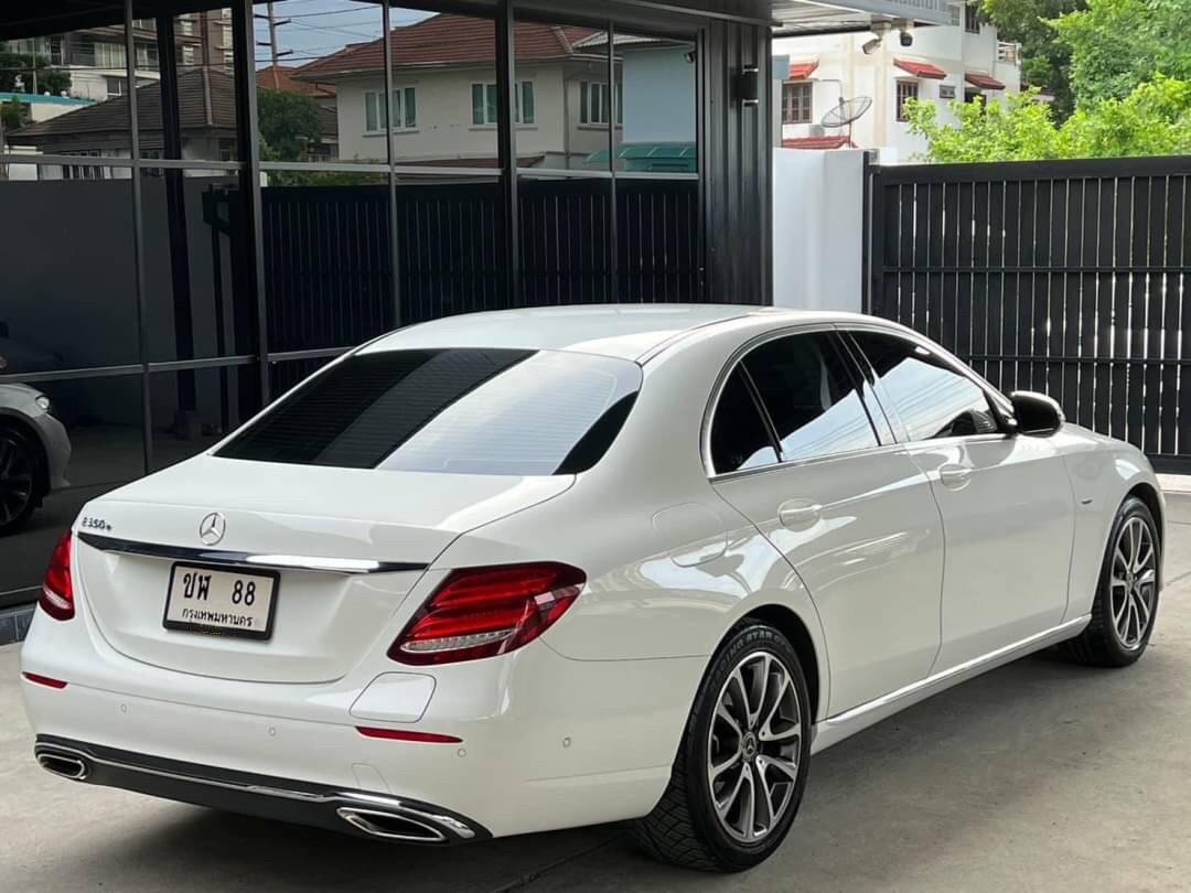 Mercedes Benz E350e ปี 2018