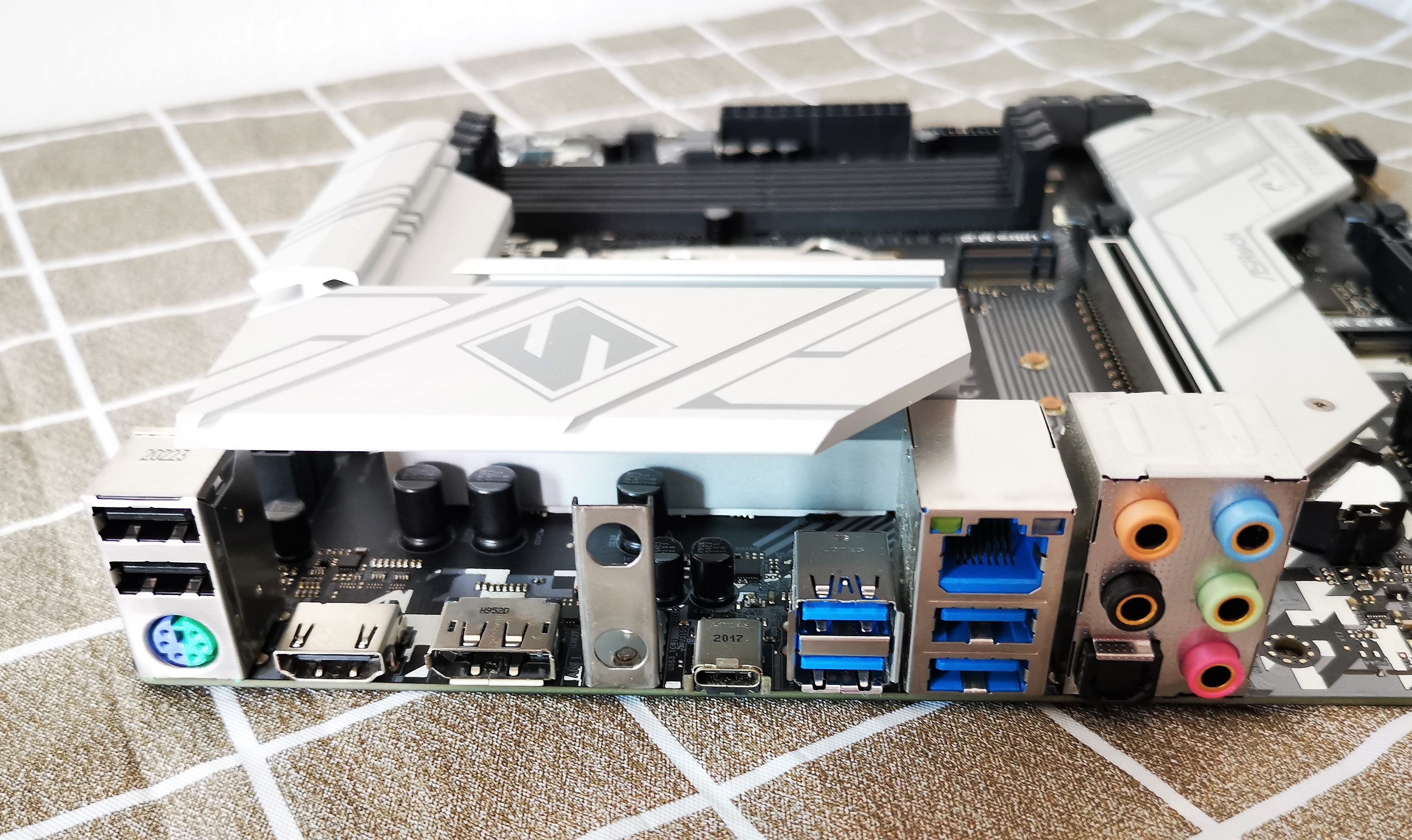 เซ็ตมัดรวม บอร์ด B460M + ซีพียู i5 10400F