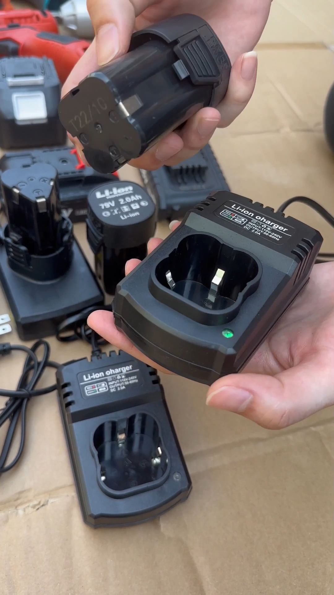 อะไหล่ แบต และ ที่ชาร์จ อุปกรณ์ไร้สาย