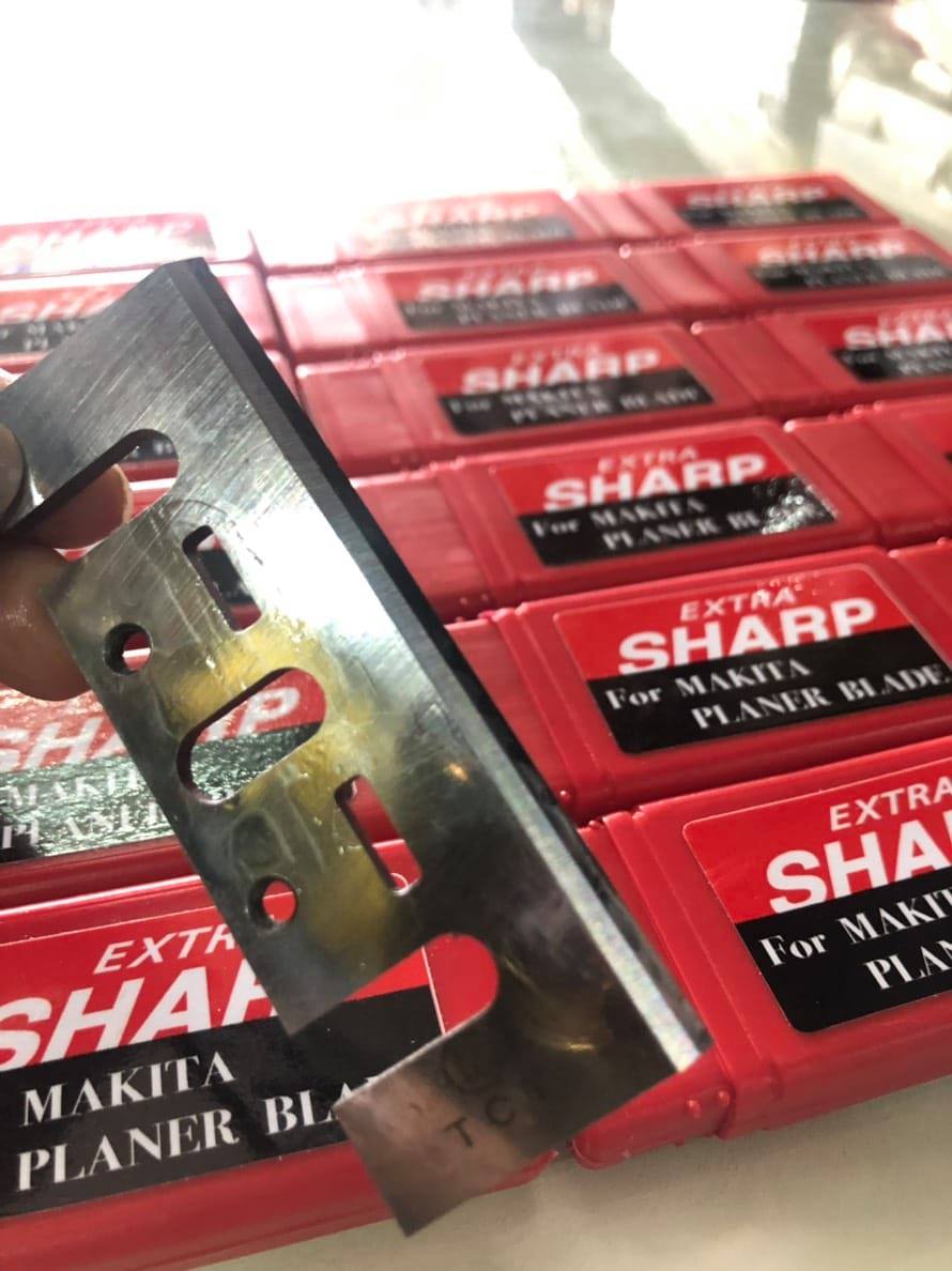 ที่สุดของใบกบ คม แข็ง