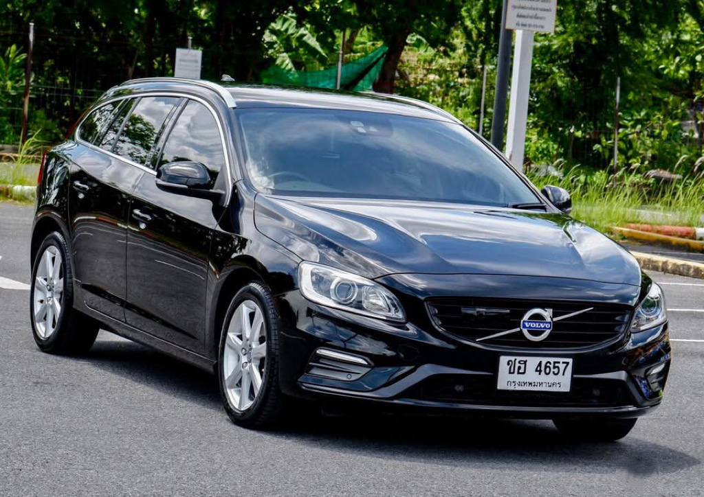 Volvo V60 D4 Dynamic Edition จดทะเบียนปี 2019