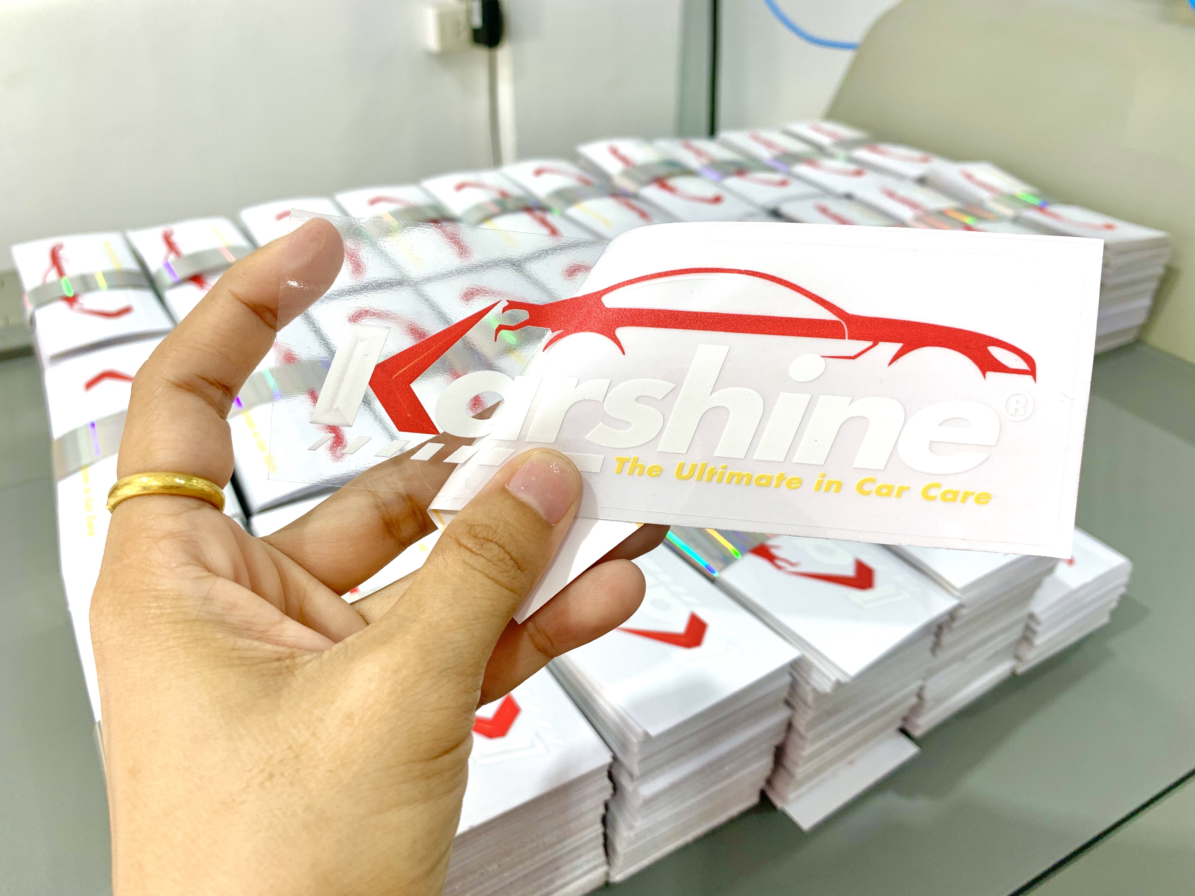 สติ๊กเกอร์ใสรองพื้นหมึกขาว หมึกขาว พิมพ์หมึกขาว